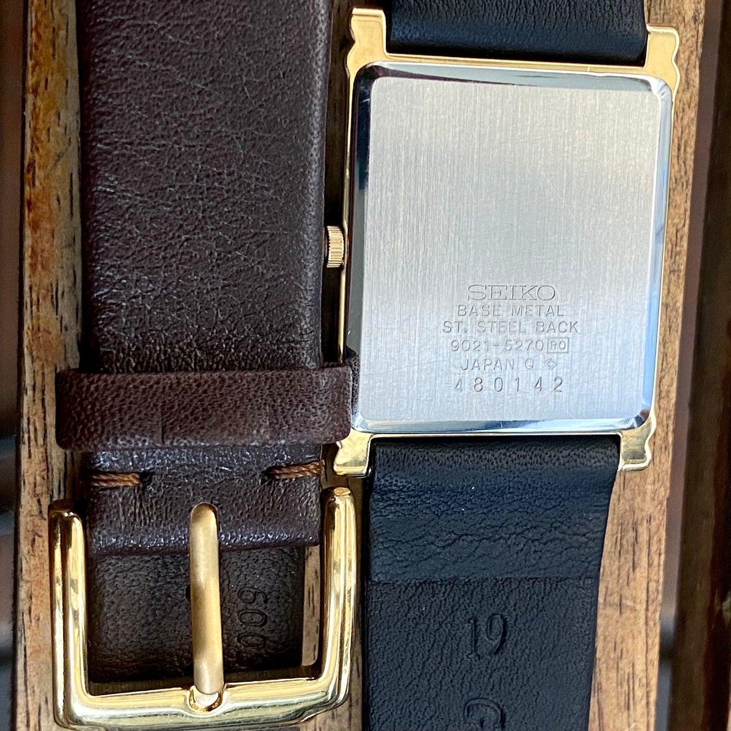Vintage August 1984 Seiko Quartz Tank 9021-5270 SGP - Double Square Dial