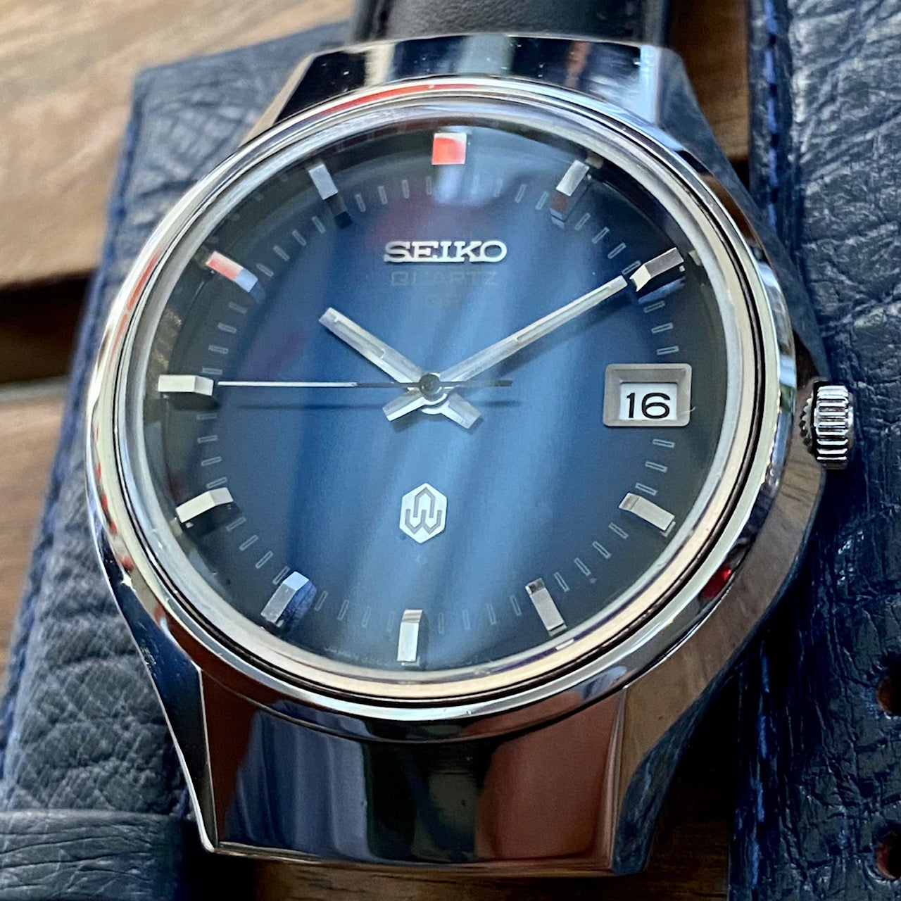COMING SOON! Vintage August 1978 Seiko Quartz QR 3862-7010 with Blue Gradient Dial and White-Tipped Second Hand - Excellent Condition! - PRE-ORDER NOW!