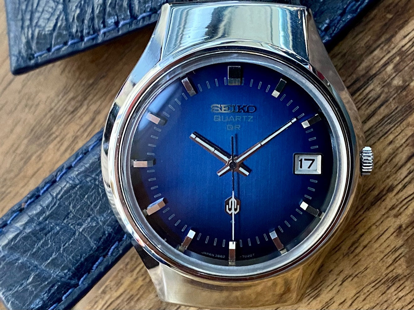 COMING SOON! Vintage August 1978 Seiko Quartz QR 3862-7010 with Blue Gradient Dial and White-Tipped Second Hand - Excellent Condition! - PRE-ORDER NOW!