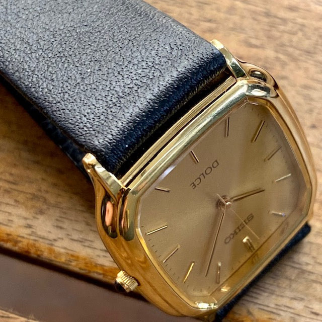 Vintage November 1993 Seiko Dolce Quartz Tank 5E31-5B30 Gold Plate SGP30