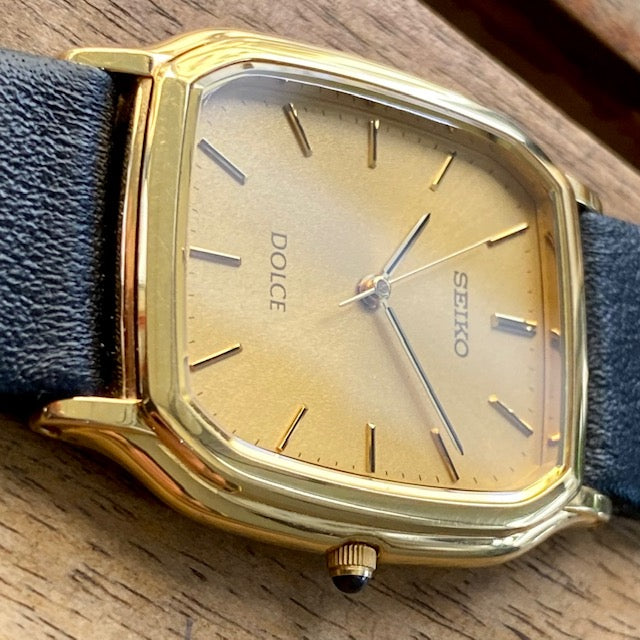 Vintage November 1993 Seiko Dolce Quartz Tank 5E31-5B30 Gold Plate SGP30