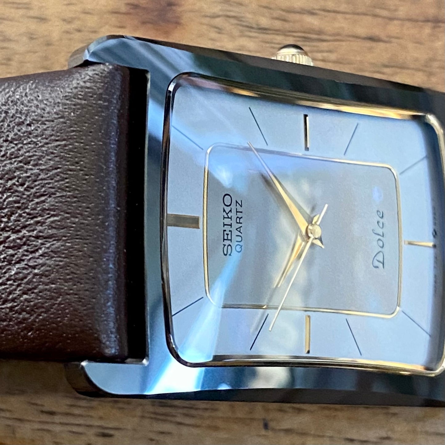 Mint Condition Vintage February 1985 Seiko Dolce Quartz Tank 7321-5490 Ceramics
