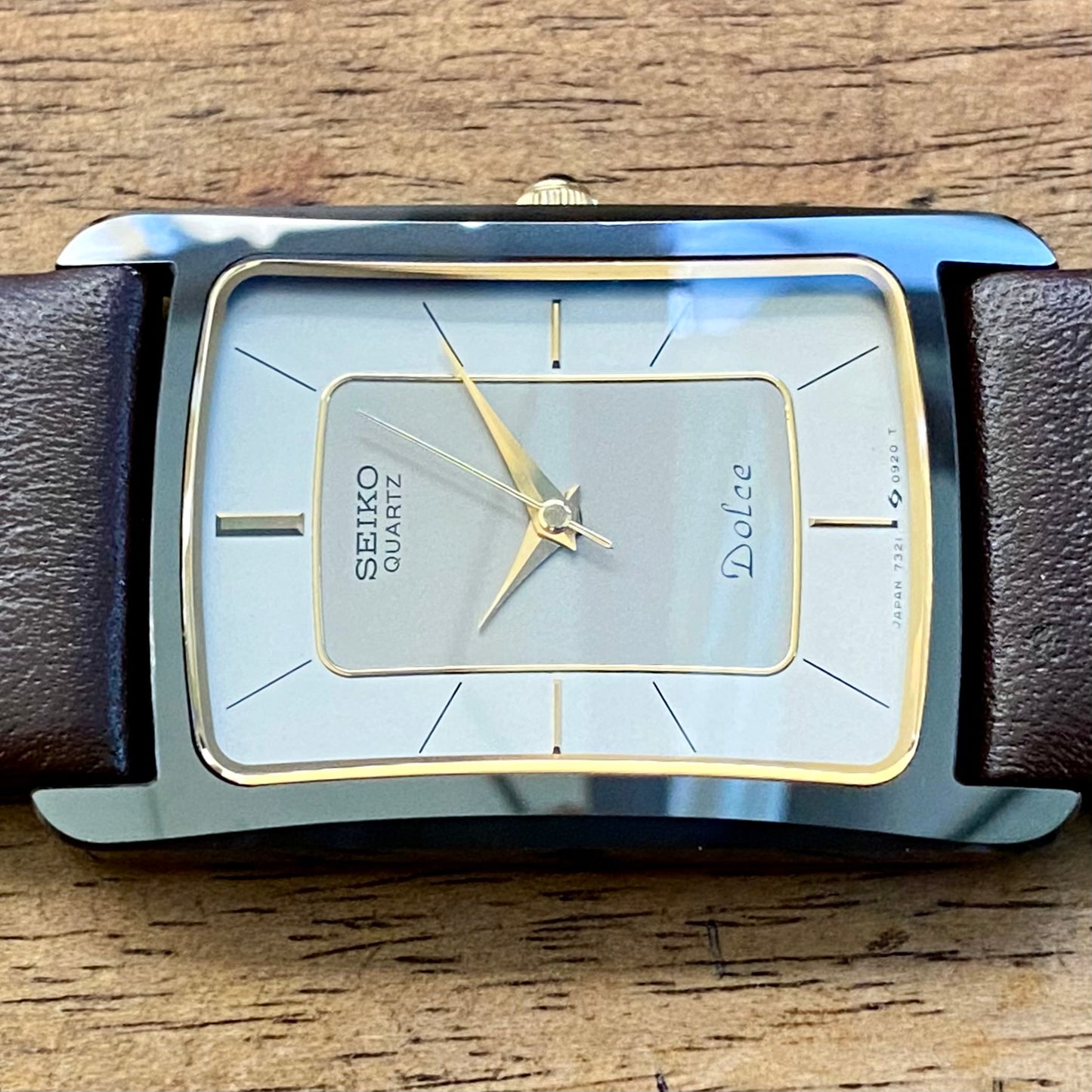Mint Condition Vintage February 1985 Seiko Dolce Quartz Tank 7321-5490 Ceramics