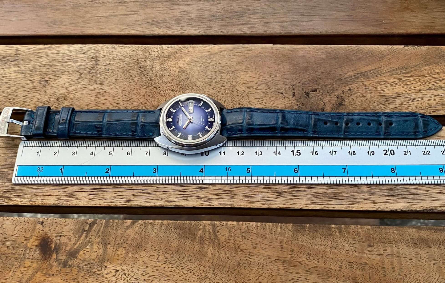 Vintage Seiko 5 Actus 7019-7210 Blue SERVICED Auto November 1973 UK VINTAGE WATCH LTD