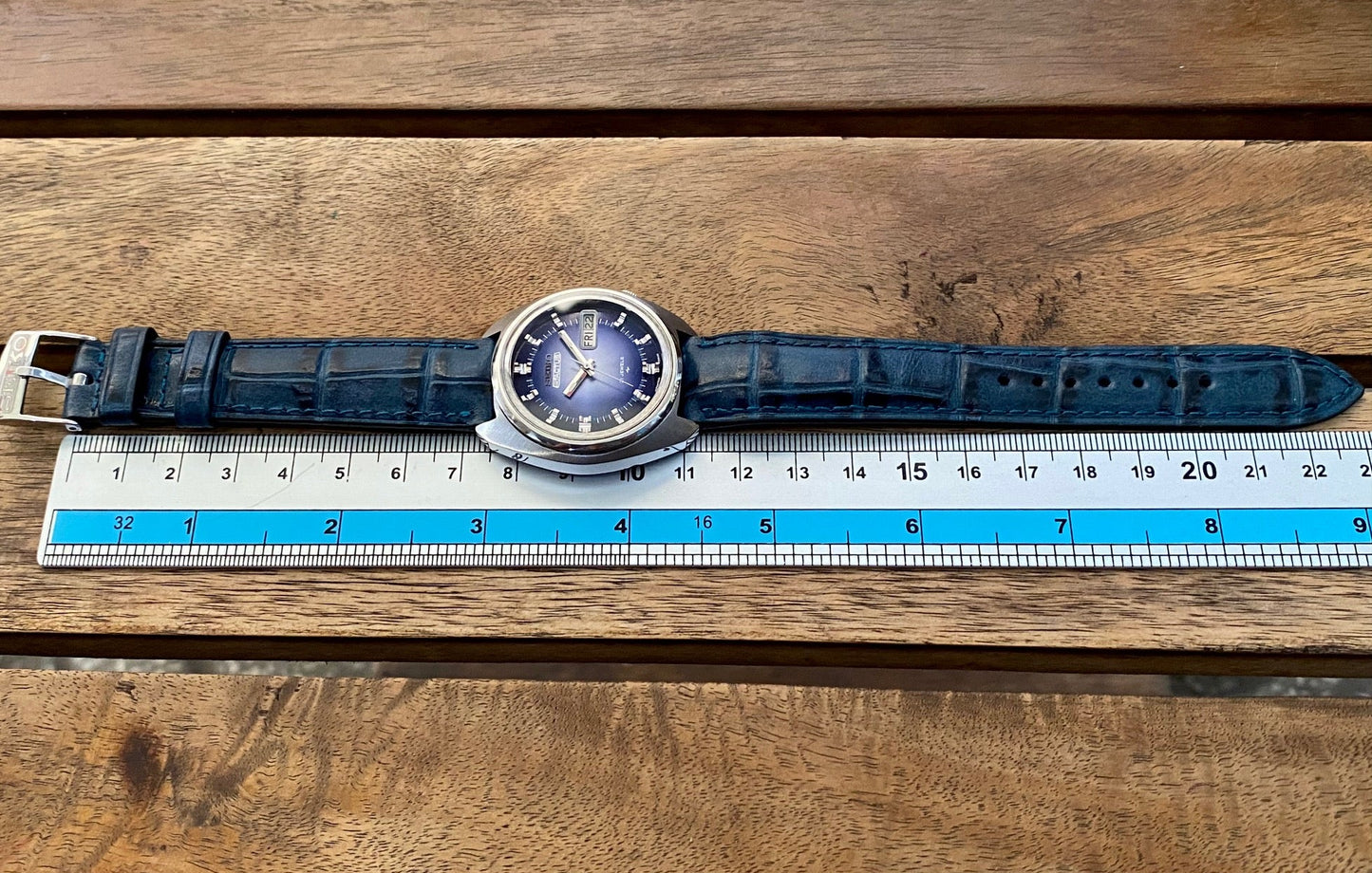 Vintage Seiko 5 Actus 7019-7210 Blue SERVICED Auto November 1973 UK VINTAGE WATCH LTD