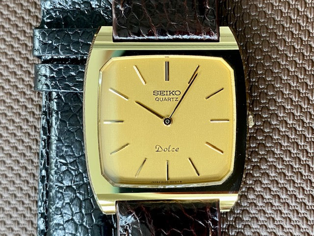 Vintage March 1981 GHA Seiko Dolce Quartz Tank 6020-5980 - Gold TV Screen - Minty