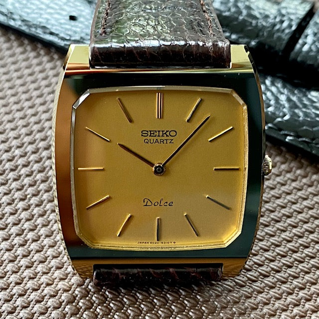 Vintage March 1981 GHA Seiko Dolce Quartz Tank 6020-5980 - Gold TV Screen - Minty