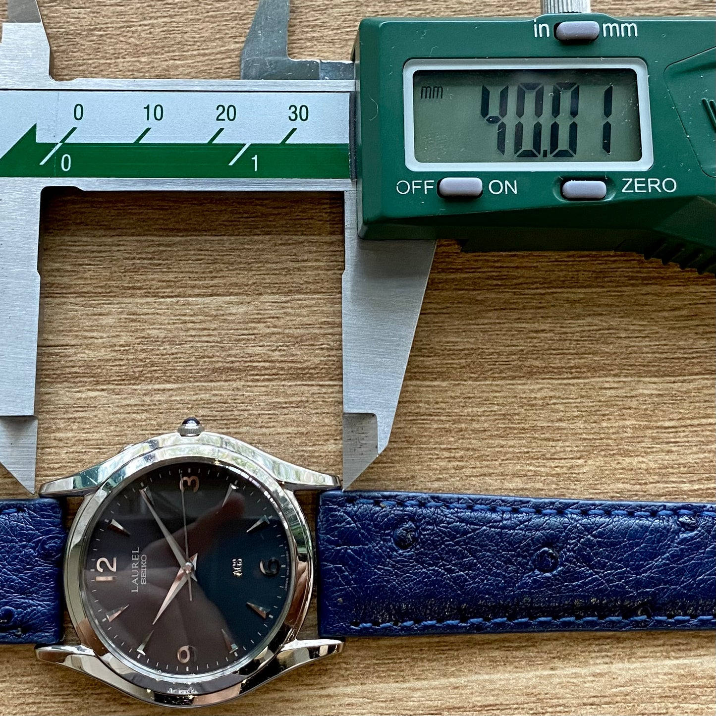 RARE Vintage September 1995 Seiko Laurel AGS 4M21-0A60 - Midnight Blue Dial - UK VINTAGE WATCH LTD