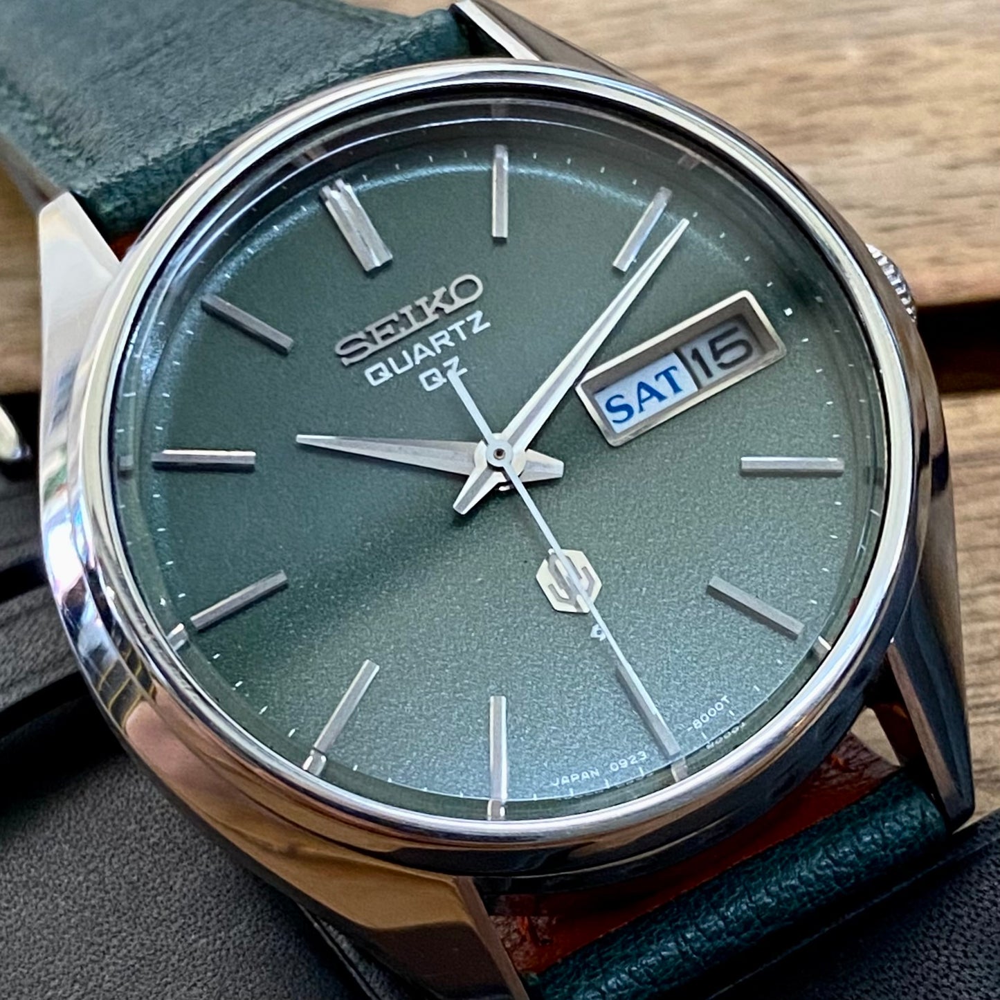 COMING SOON! Vintage August 1974 Seiko Quartz QZ 0923-8000 Green Sand Dial