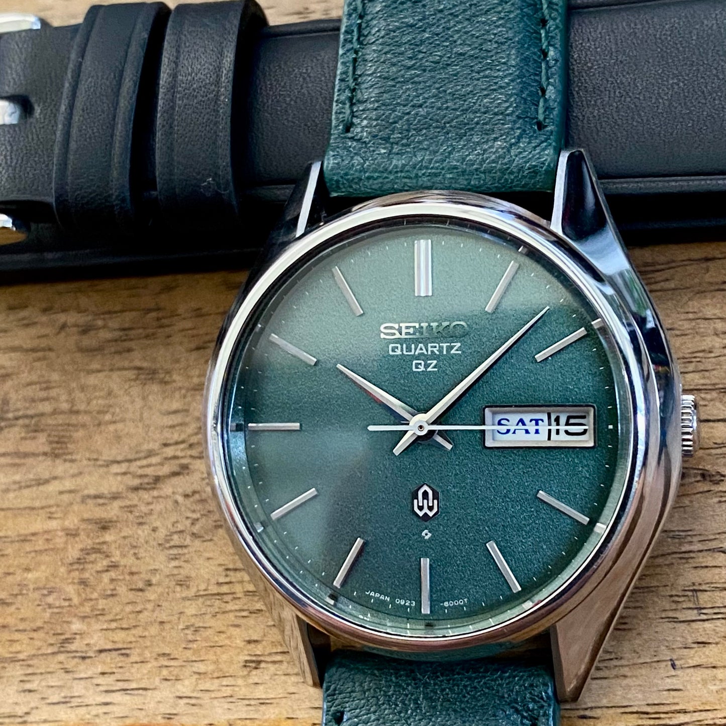 COMING SOON! Vintage August 1974 Seiko Quartz QZ 0923-8000 Green Sand Dial