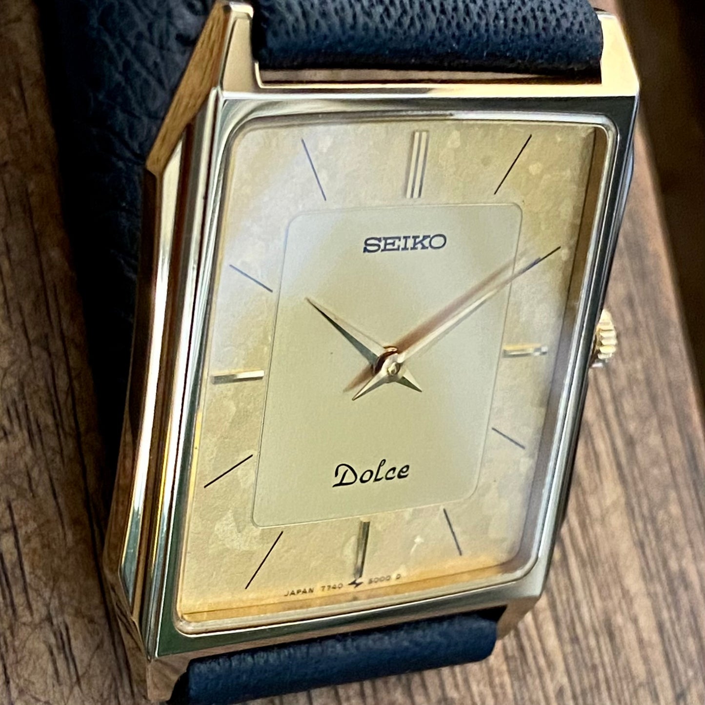 Vintage April 1987 Seiko Quartz 7740-5000 Double Square Gold Flake Dial - Nickel Alloy