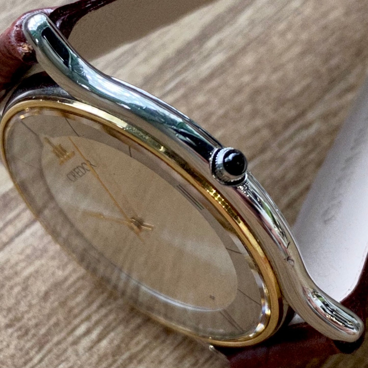 Vintage June 1991 Seiko Credor Quartz 5A74-0020 - 18K Gold Bezel - Pie Pan Dial with Cathedral Hands