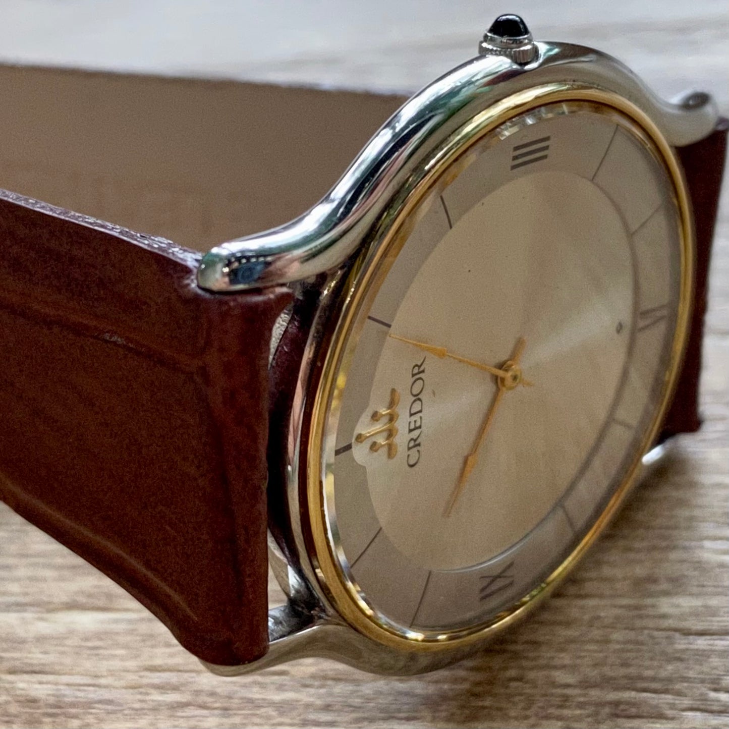 Vintage June 1991 Seiko Credor Quartz 5A74-0020 - 18K Gold Bezel - Pie Pan Dial with Cathedral Hands