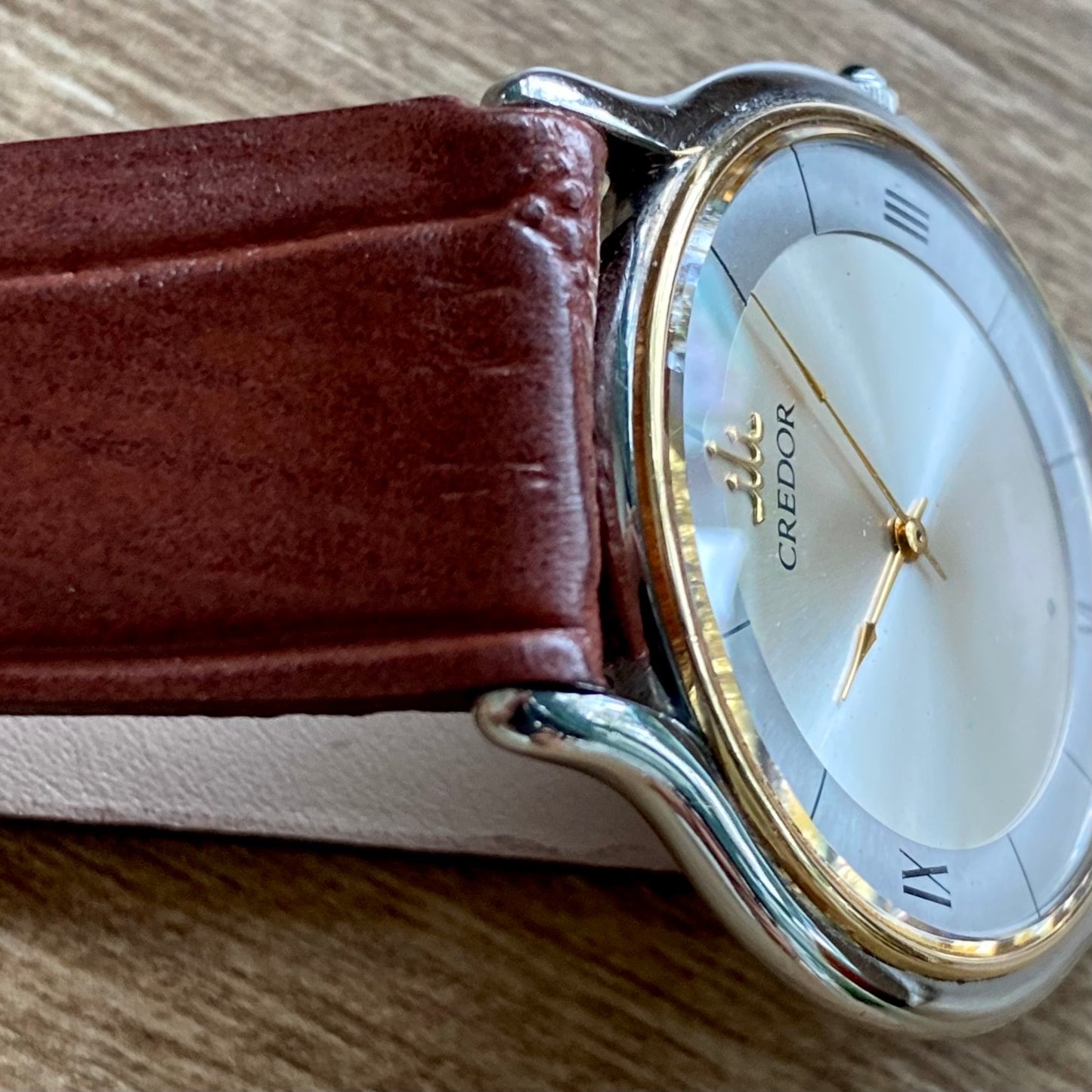 Vintage June 1991 Seiko Credor Quartz 5A74-0020 - 18K Gold Bezel - Pie Pan Dial with Cathedral Hands