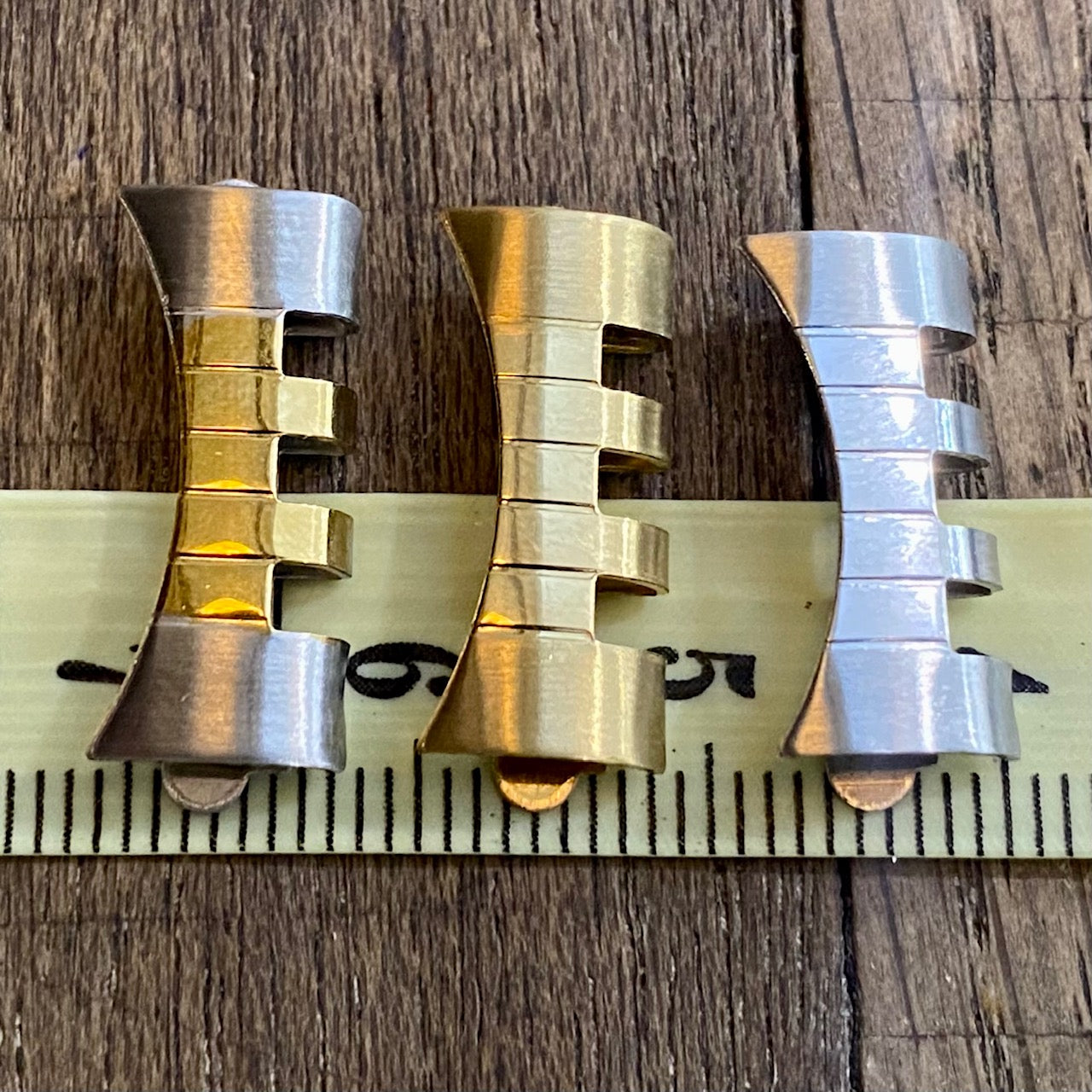 18mm Stainless Steel Rounded Beads Of Rice Watch Bracelet Band Curved-End Links