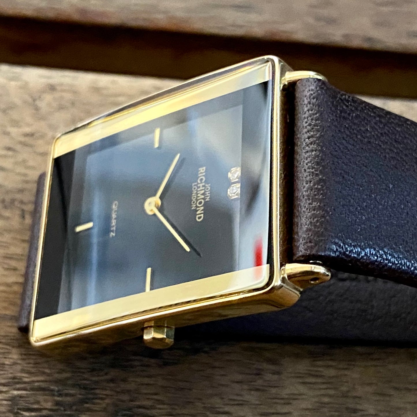 RARE Vintage 1999 John Richmond London JRM-7M Black Dial with 2 real diamonds - Pie pan crown