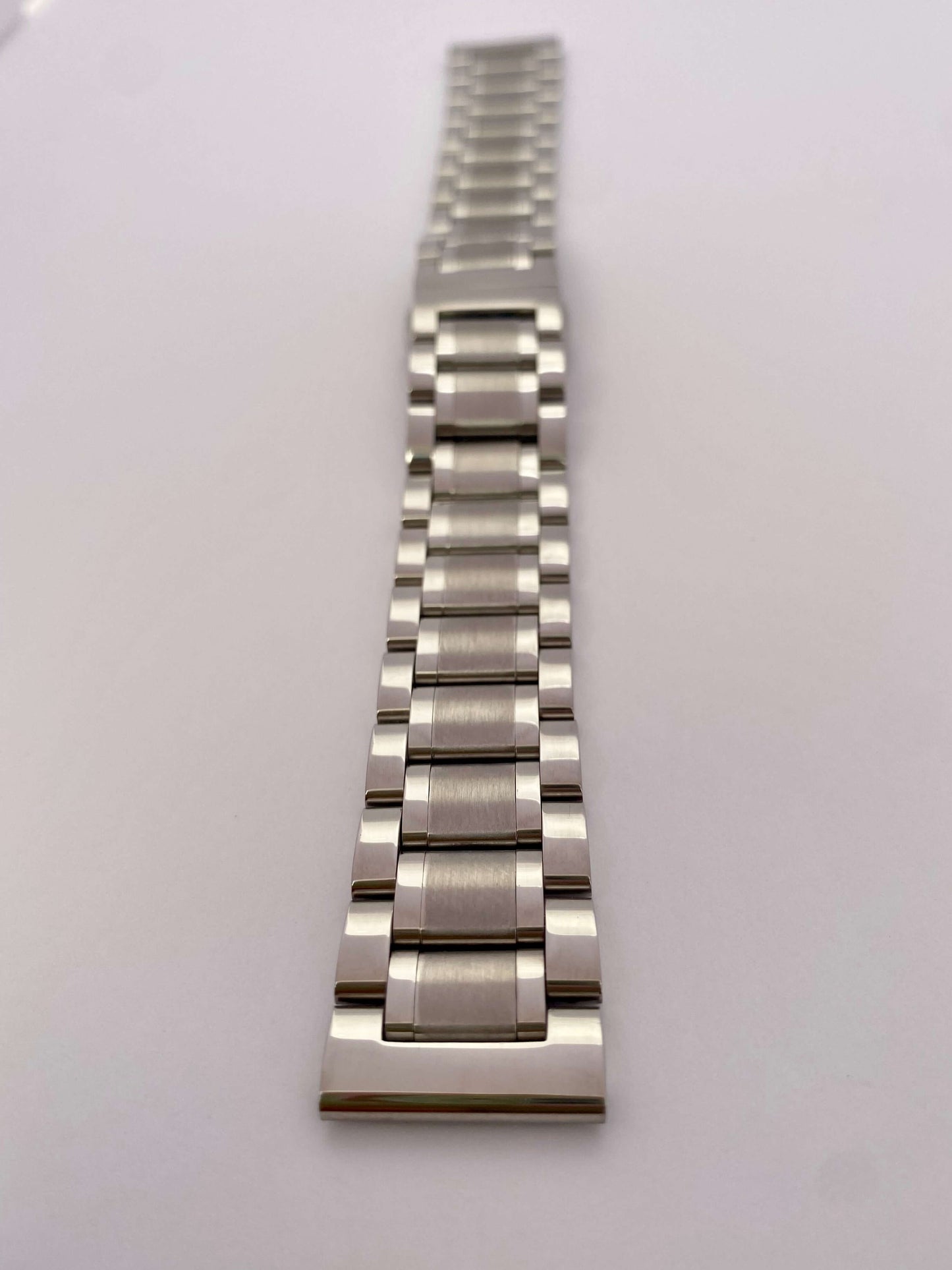 18mm Stainless Steel Oyster link Watch Bracelet with Straight Ends displayed on a neutral background