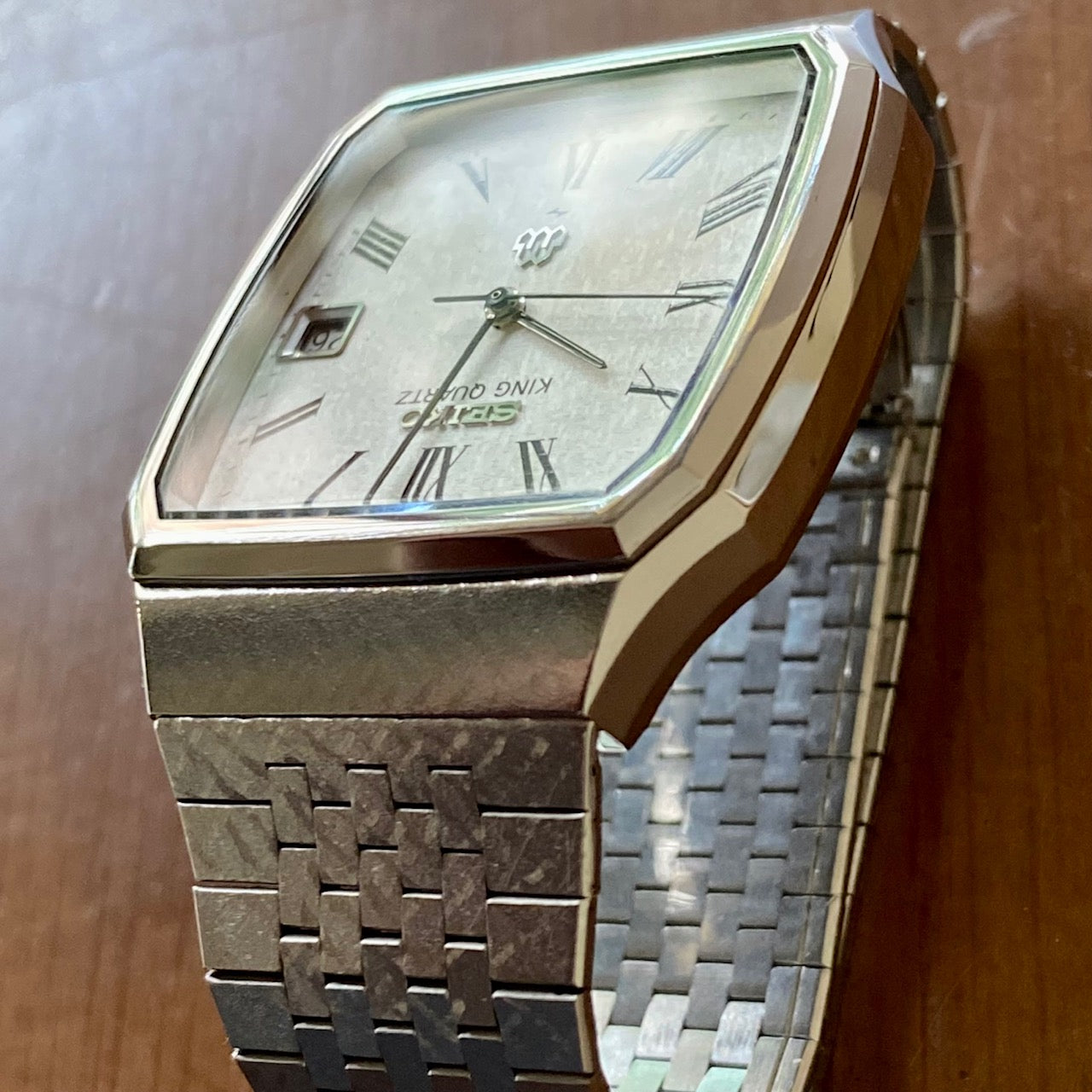 Rare Vintage June 1979 Seiko King Quartz 9722-5000-Double Twin - Snowflake