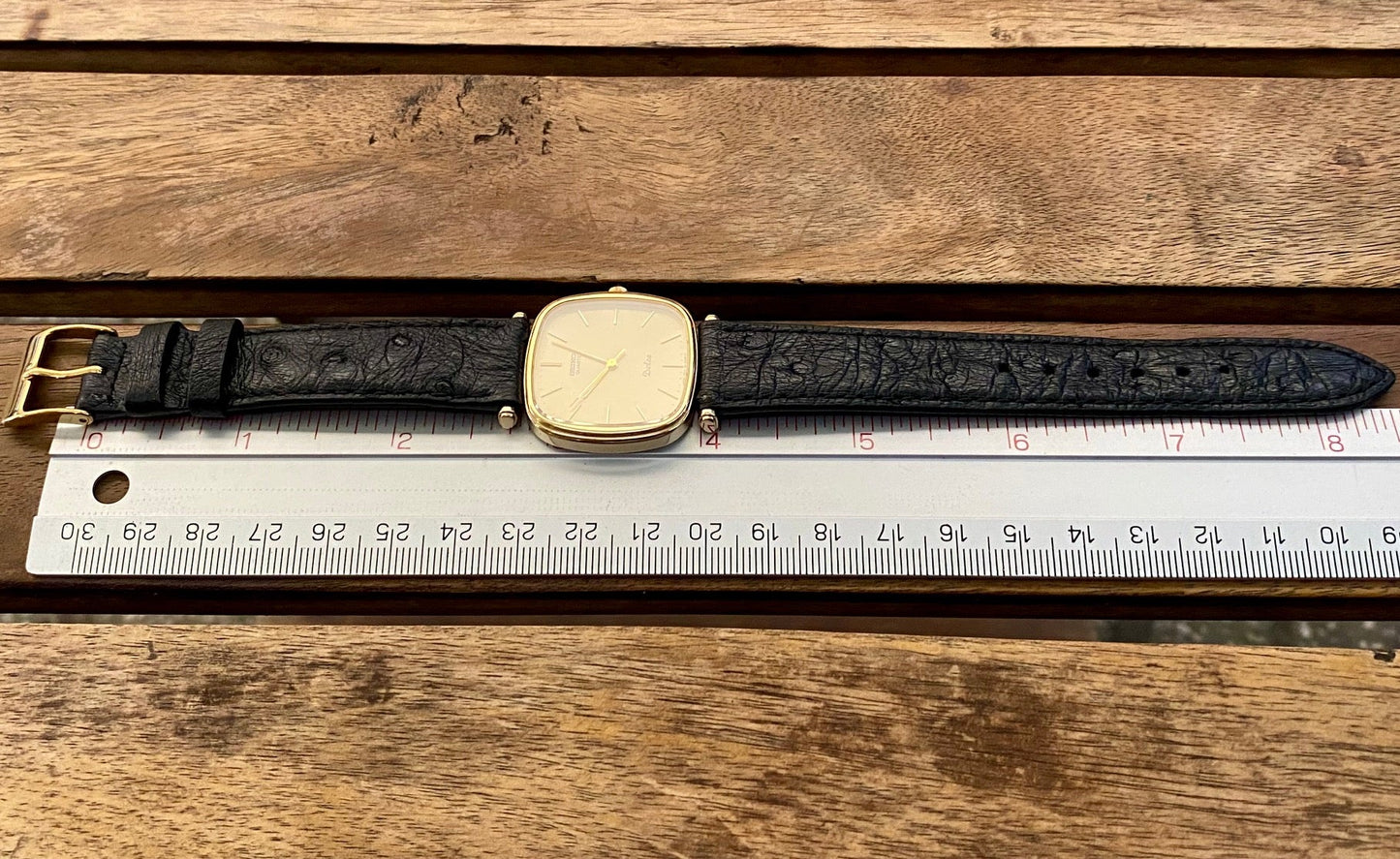 Vintage Seiko Dolce Quartz 5931-5400, Gold Dial, May 1992 UK VINTAGE WATCH LTD