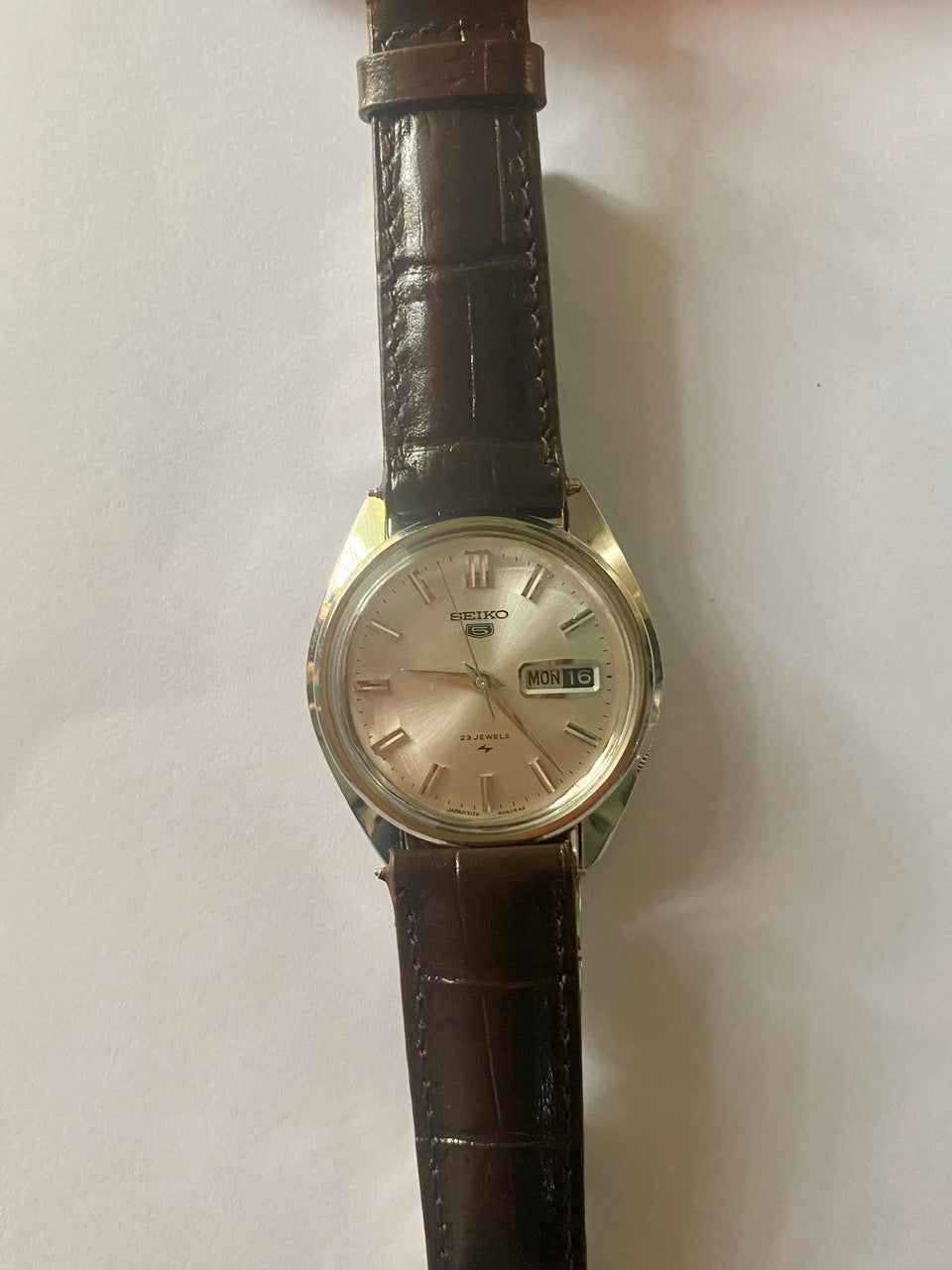 Vintage Seiko 5 5126-8060 Silver Sunburst, Serviced Auto, October 1970 UK VINTAGE WATCH LTD