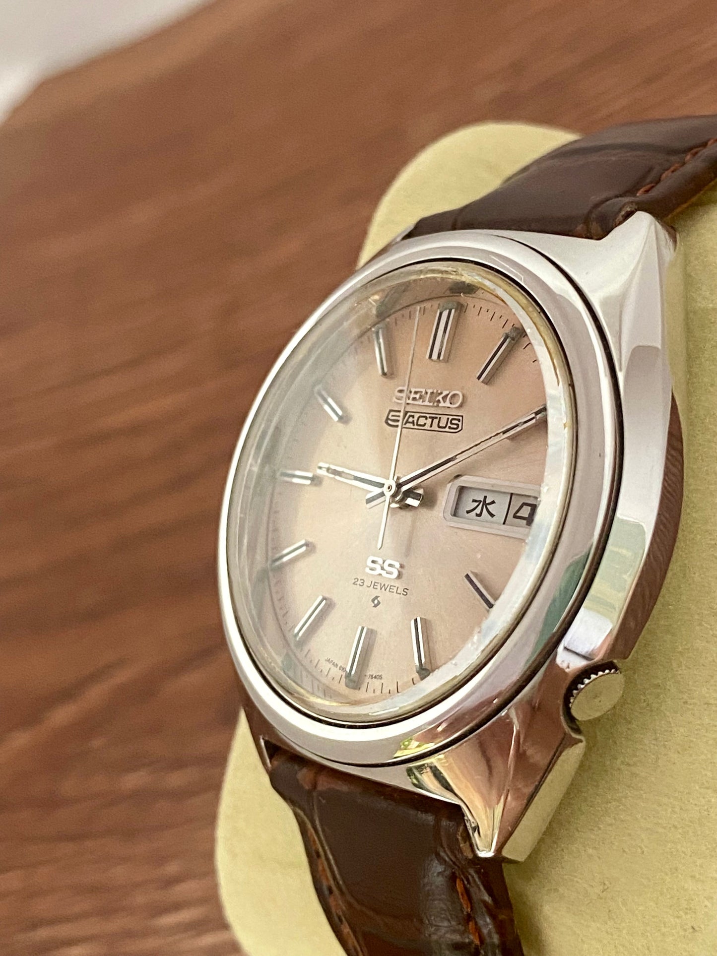 Vintage Seiko 5 SS Actus 6106-7520, Serviced, Salmon Dial November 1972 UK VINTAGE WATCH LTD