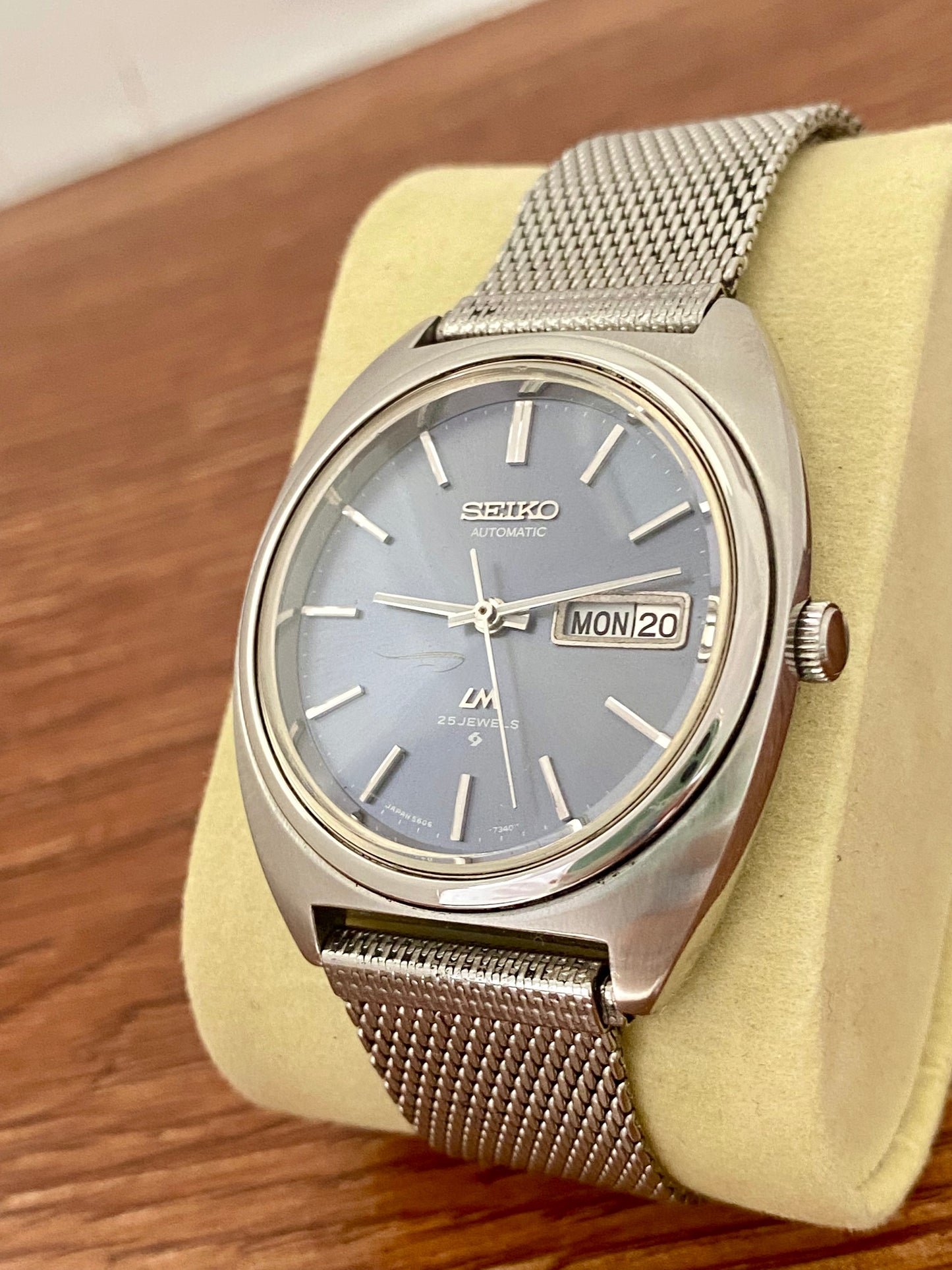 Vintage Seiko Lord Matic 5606-7140 Serviced Automatic November 1971