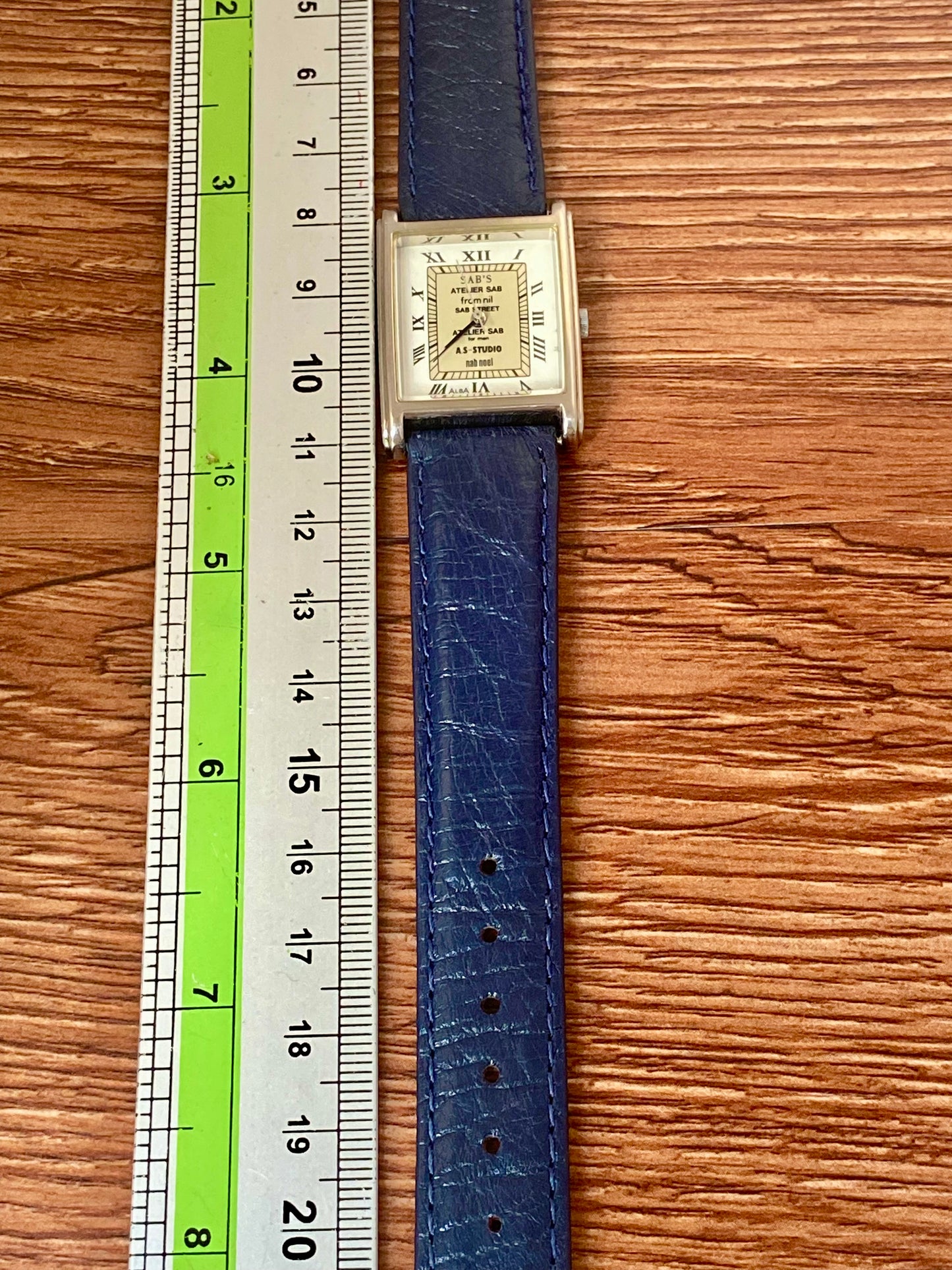 Rare Vintage Seiko Quartz Alba V515-5480, SABS Tank, February 1999
