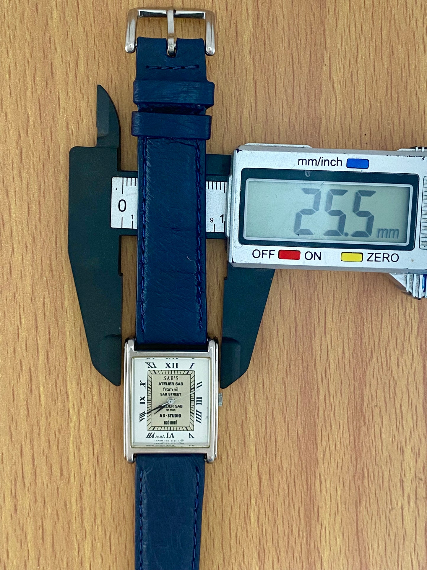 Rare Vintage Seiko Quartz Alba V515-5480, SABS Tank, February 1999