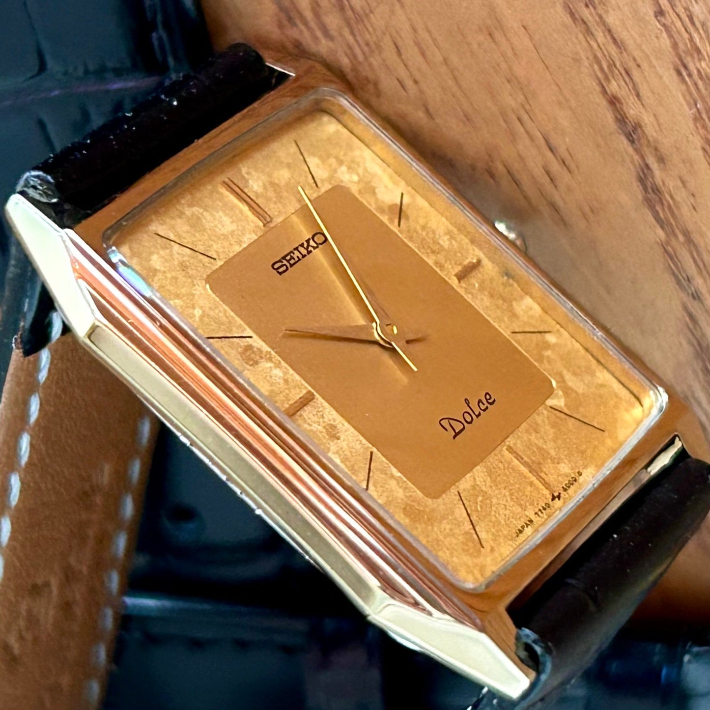Vintage Seiko Dolce 7740-5000 Quartz Gold Flake January 1987 UK VINTAGE WATCH LTD