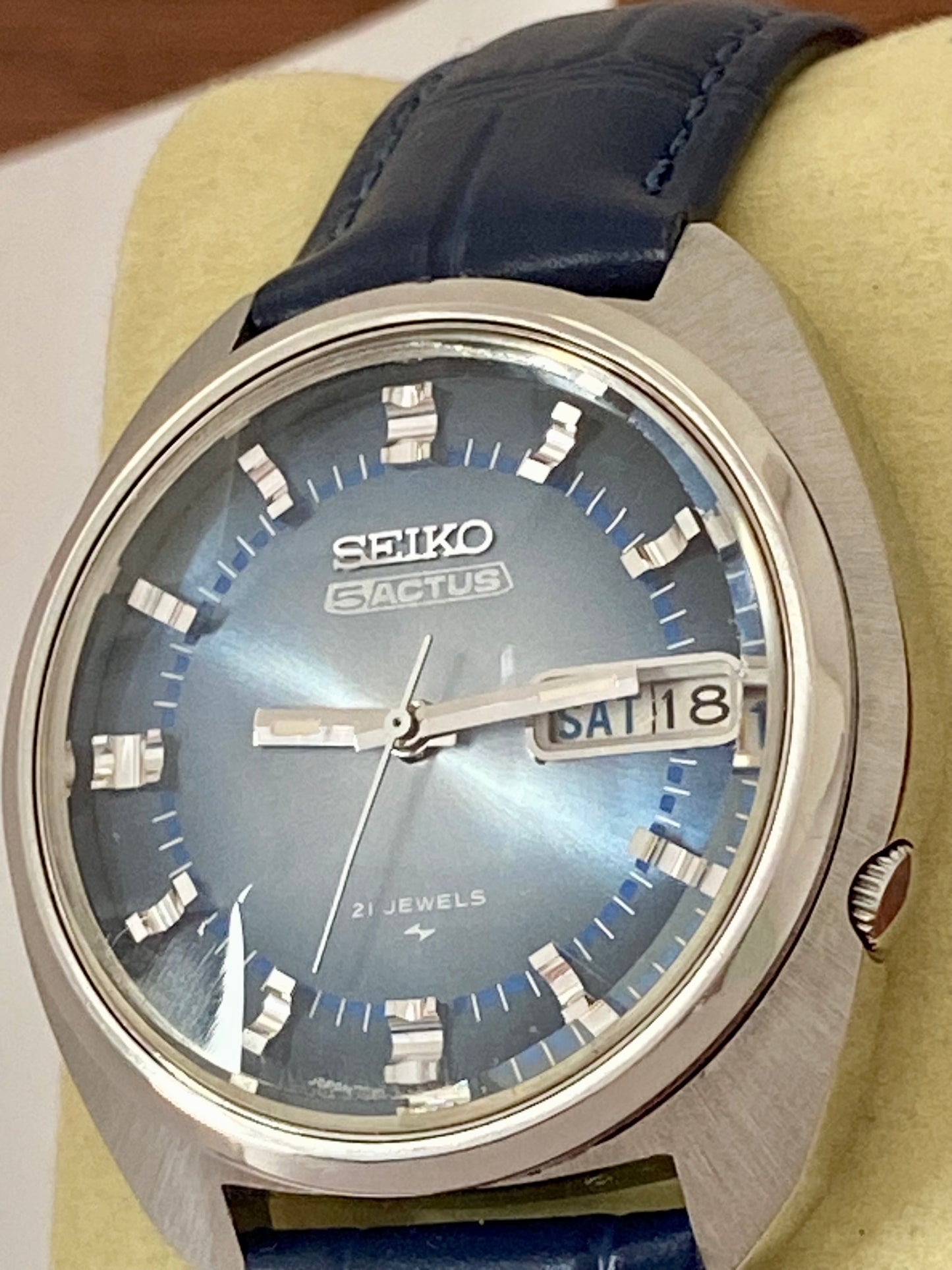 Vintage Seiko 5 Actus 7019-7210 Blue SERVICED Auto January 1974
