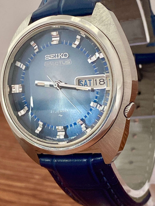 Vintage Seiko 5 Actus 7019-7210 Blue SERVICED Auto January 1974 UK VINTAGE WATCH LTD