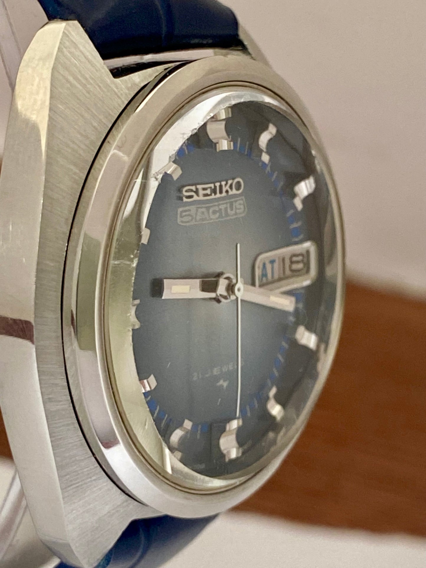 Vintage Seiko 5 Actus 7019-7210 Blue SERVICED Auto January 1974