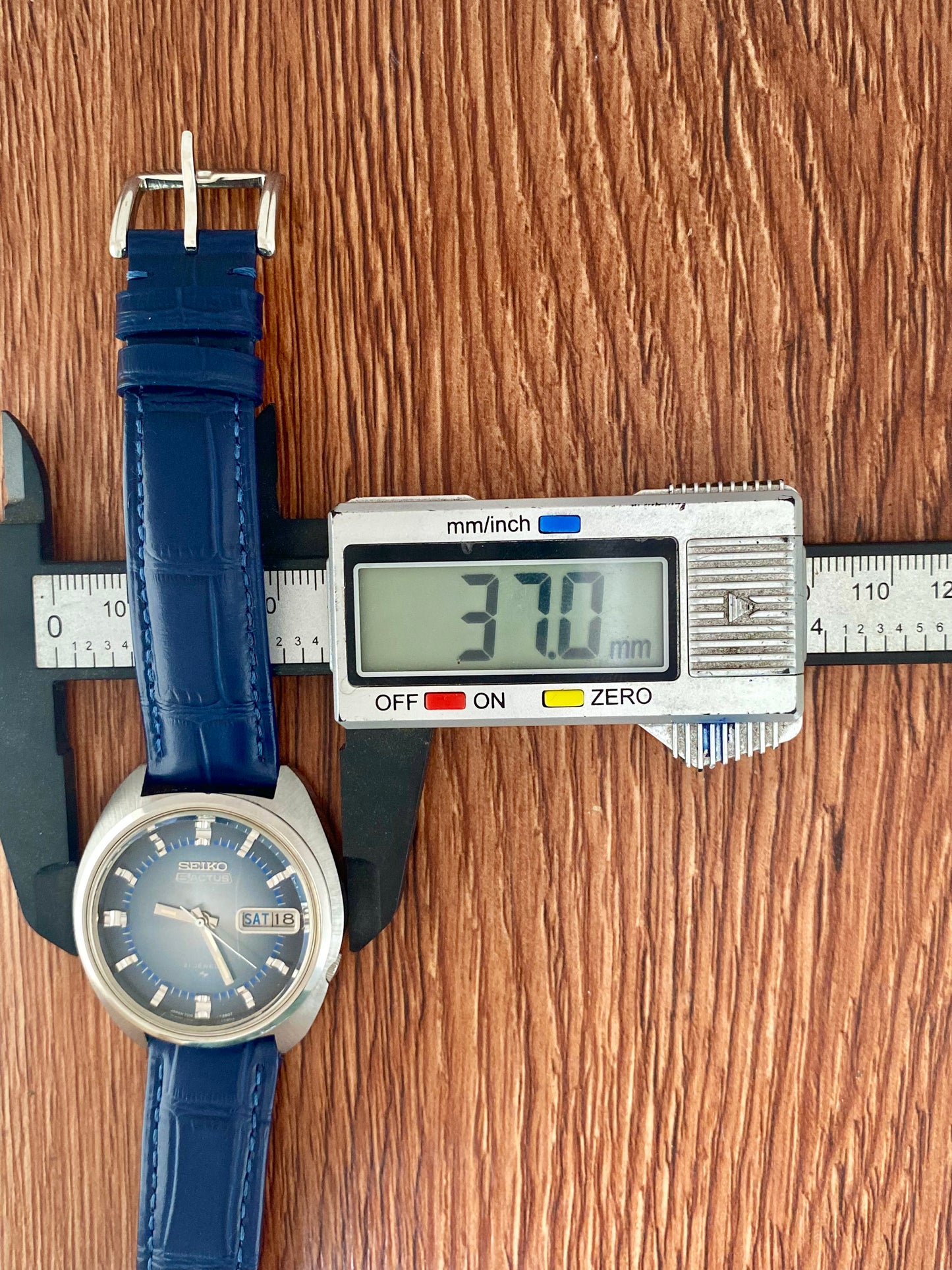 Vintage Seiko 5 Actus 7019-7210 Blue SERVICED Auto January 1974