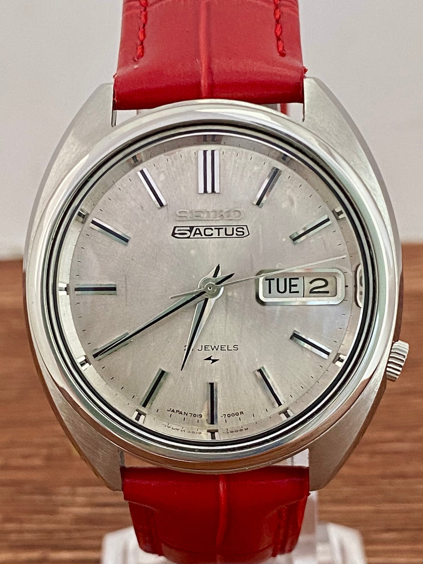 Vintage Seiko 5 Actus 7019-7040 Serviced Auto, November 1979