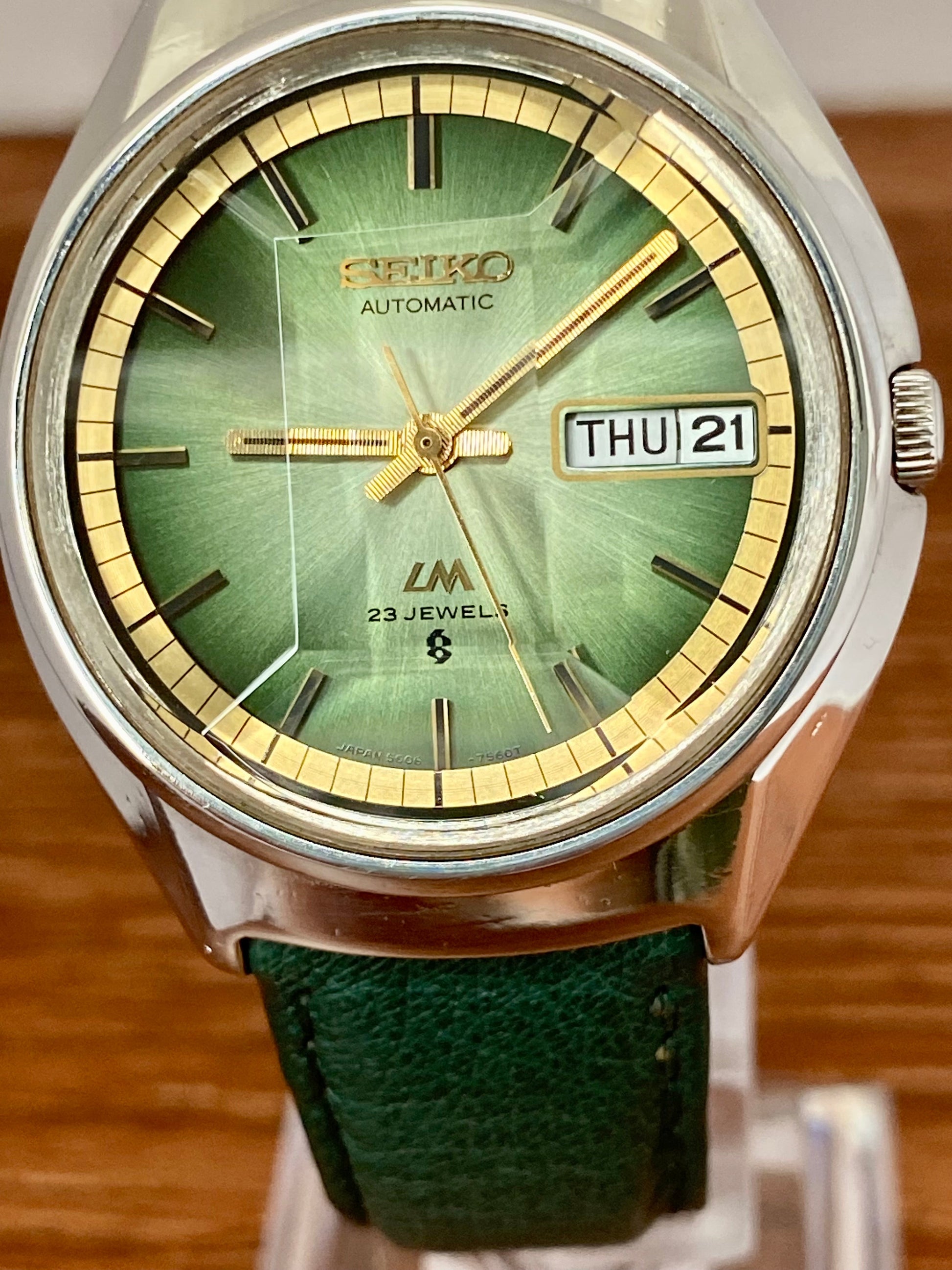 Vintage Seiko Lord Matic 5606-7270 Serviced Automatic, July 1973 UK VINTAGE WATCH LTD