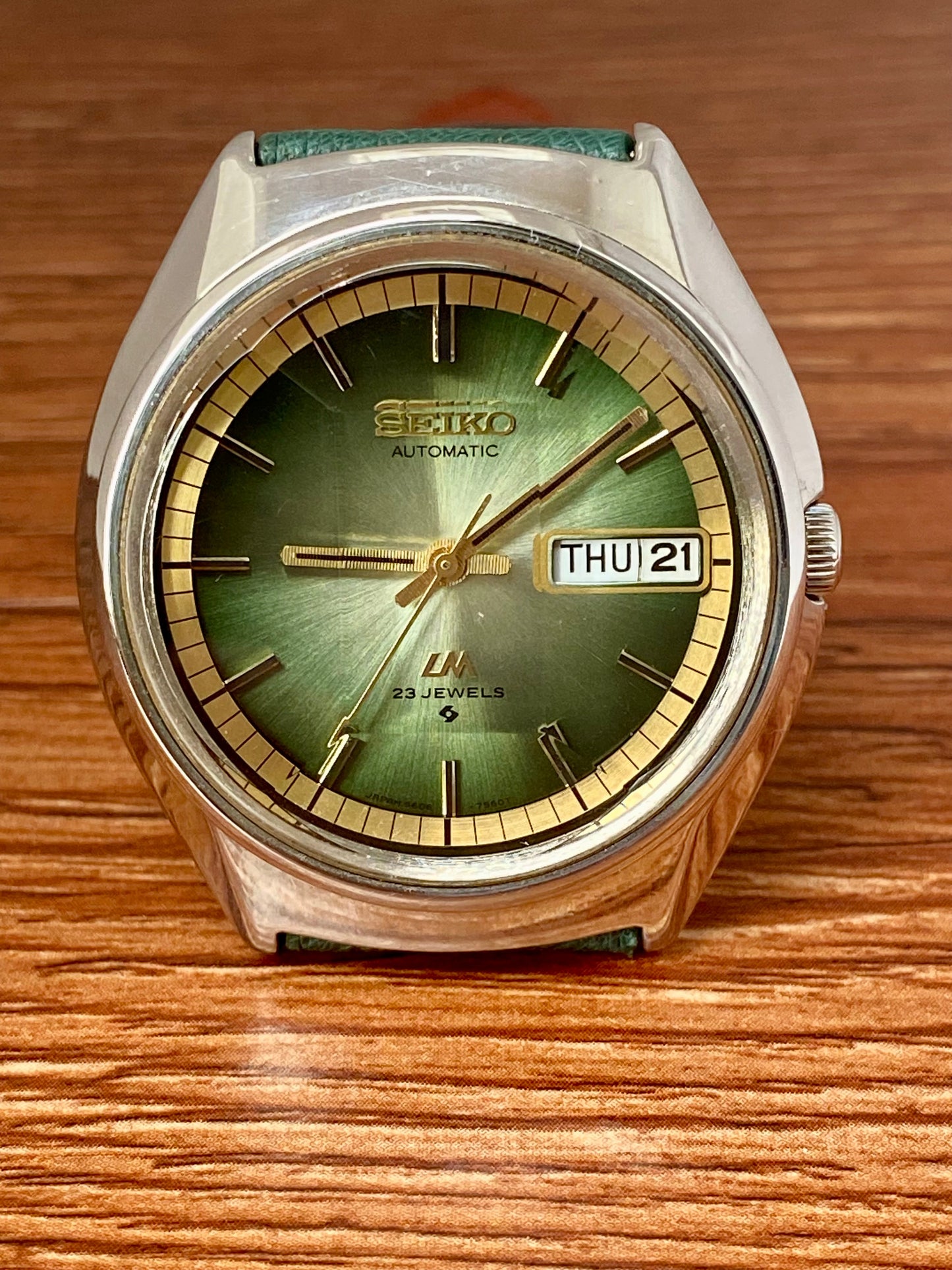 Vintage Seiko Lord Matic 5606-7270 Serviced Automatic, July 1973 UK VINTAGE WATCH LTD