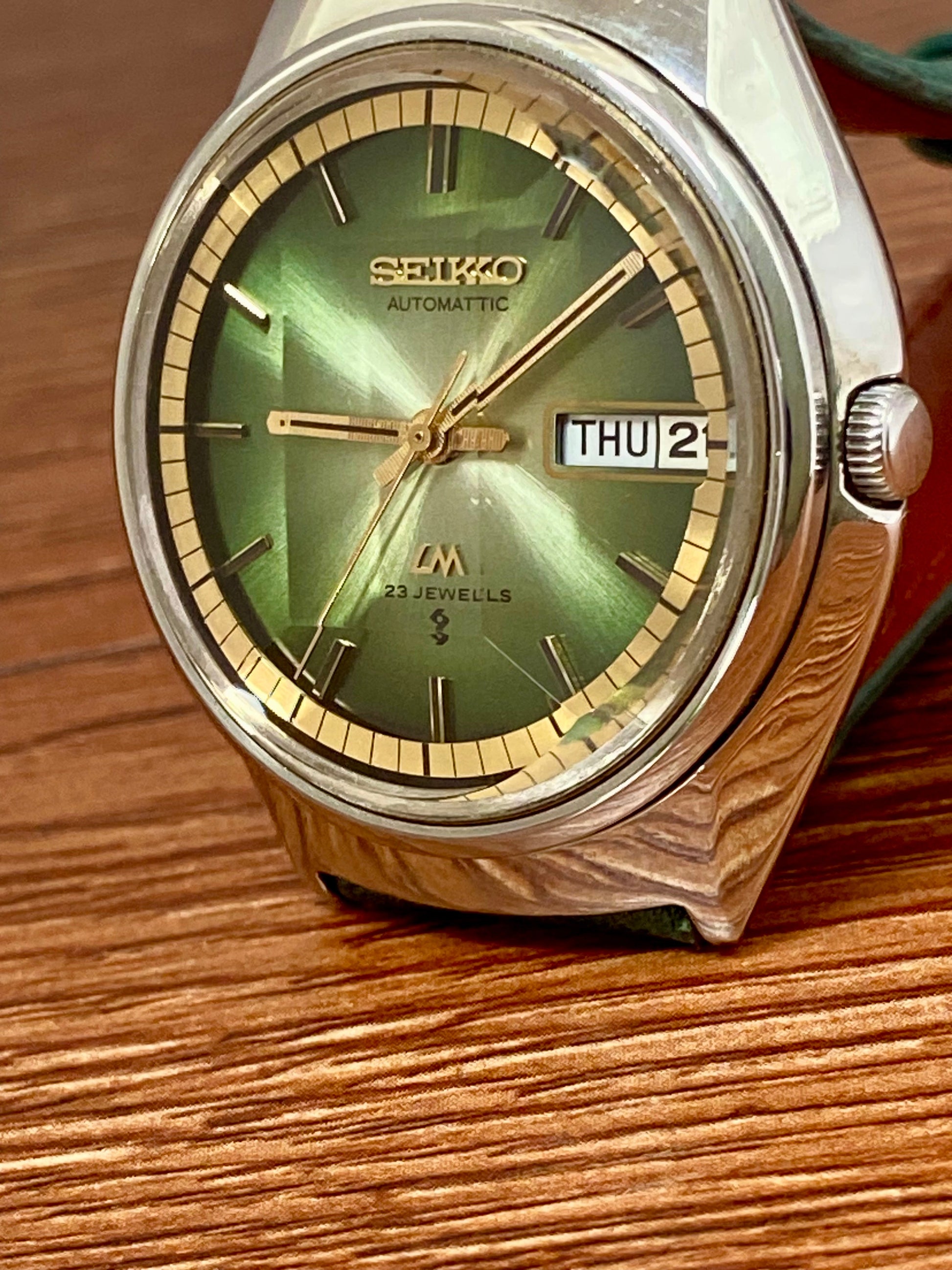 Vintage Seiko Lord Matic 5606-7270 Serviced Automatic, July 1973 UK VINTAGE WATCH LTD