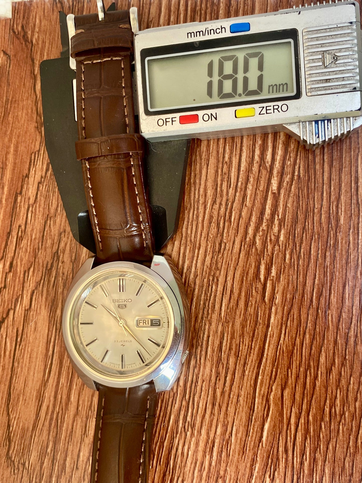 Vintage Seiko 5 5126-7020 Serviced Automatic June 1969 UK VINTAGE WATCH LTD