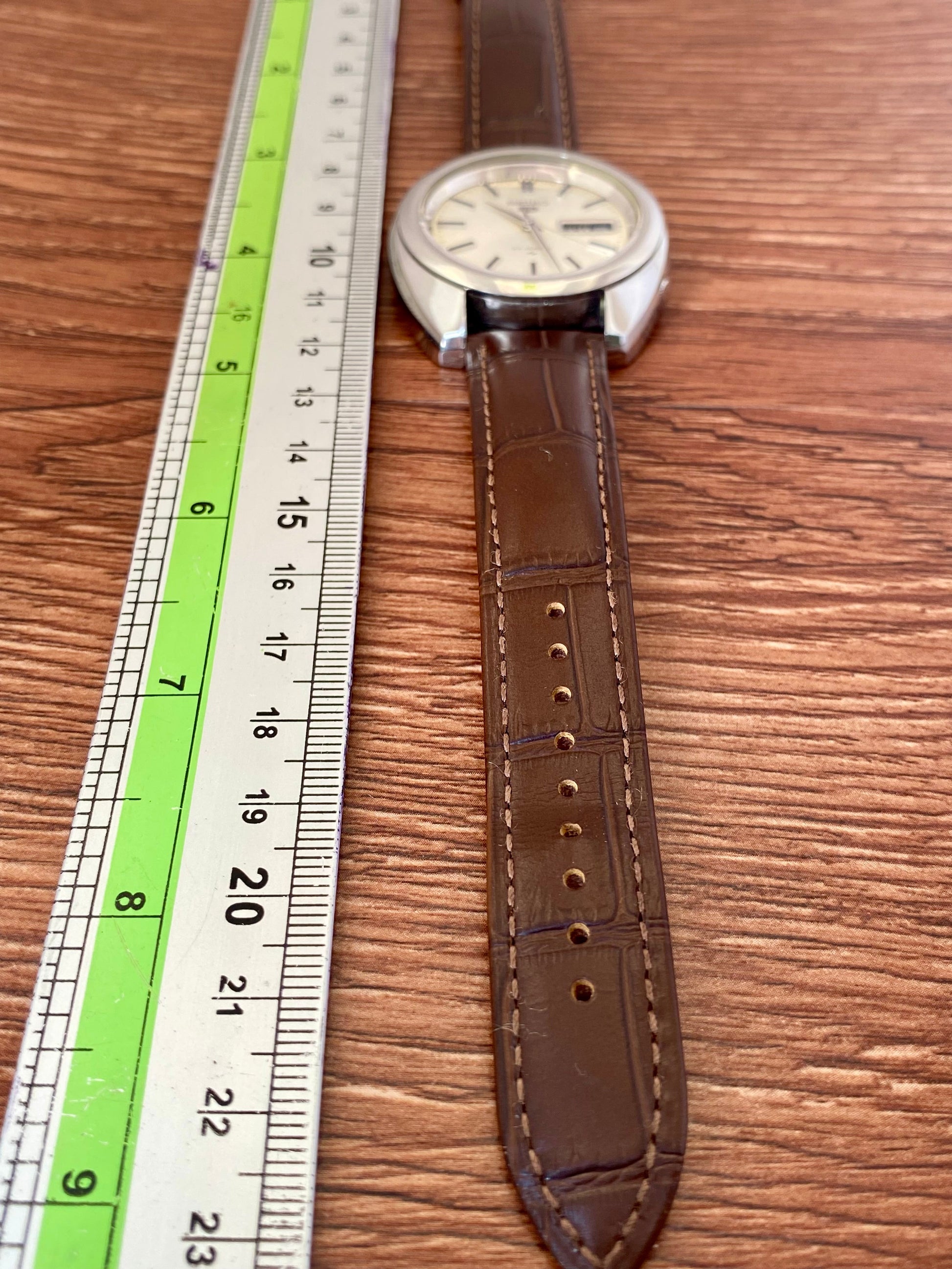 Vintage Seiko 5 5126-7020 Serviced Automatic June 1969 UK VINTAGE WATCH LTD