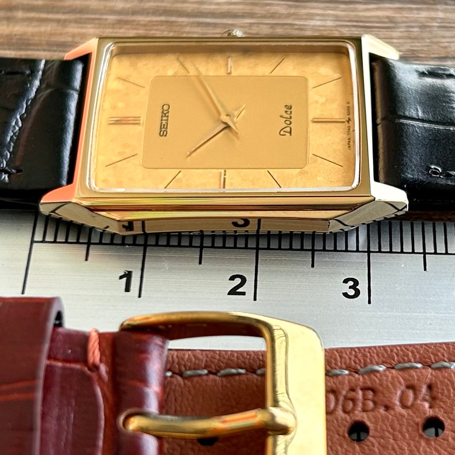 Vintage Seiko Dolce 7740-5000 Quartz Gold Flake January 1987 UK VINTAGE WATCH LTD