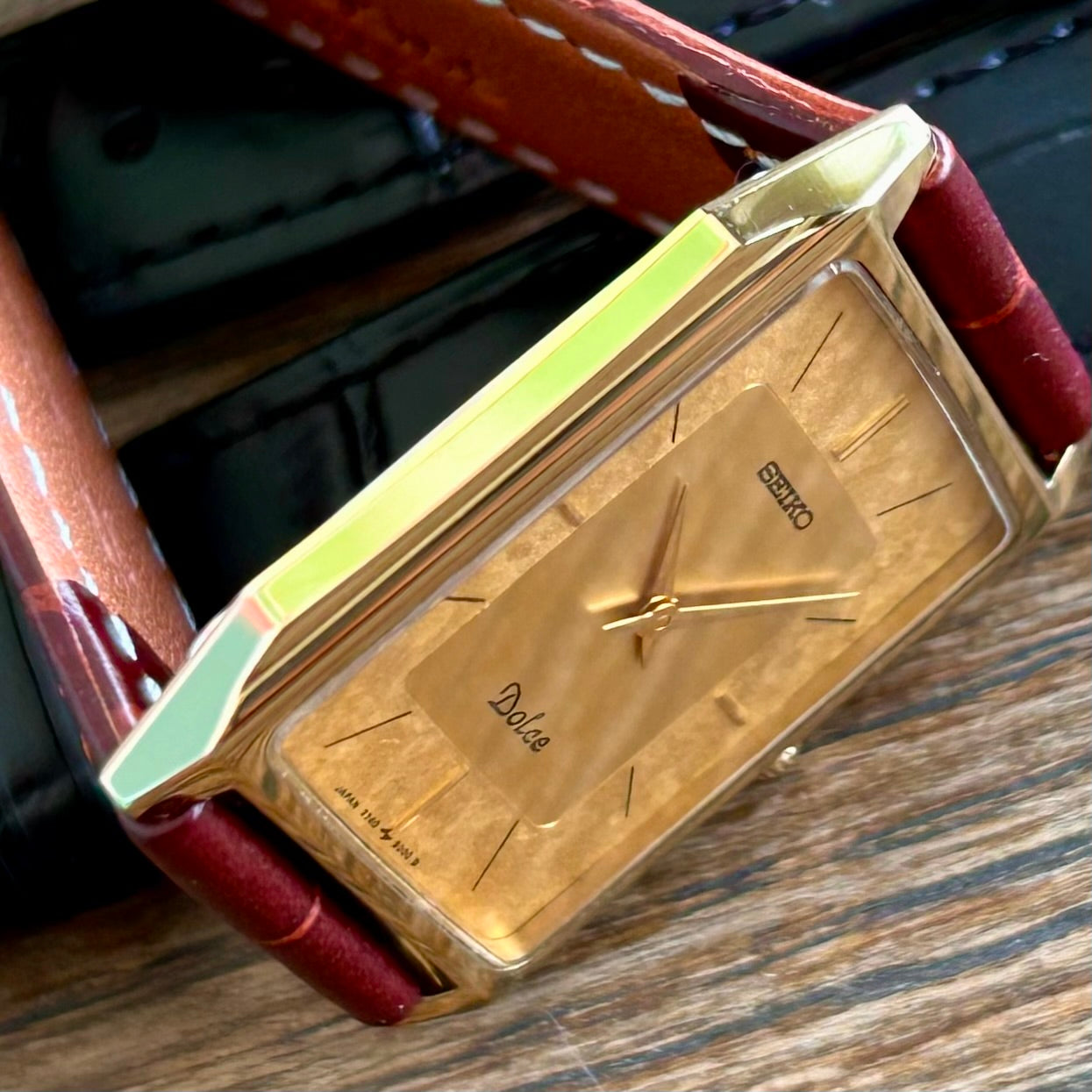 Vintage Seiko Dolce 7740-5000 Quartz Gold Flake, April 1987 UK VINTAGE WATCH LTD