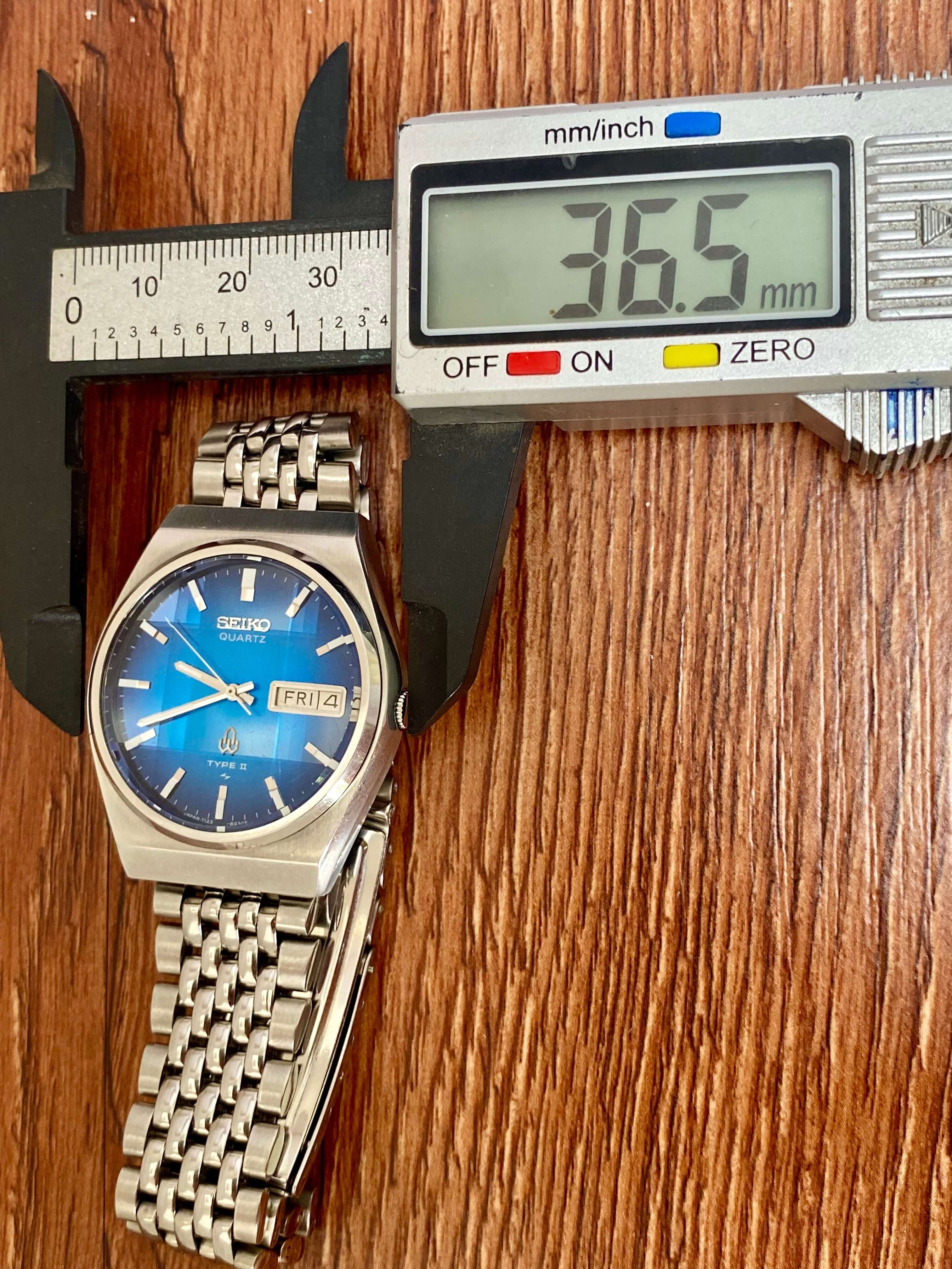 II Type Seiko 7123-8020 Quartz Dial Blue Vintage | December Tokei 