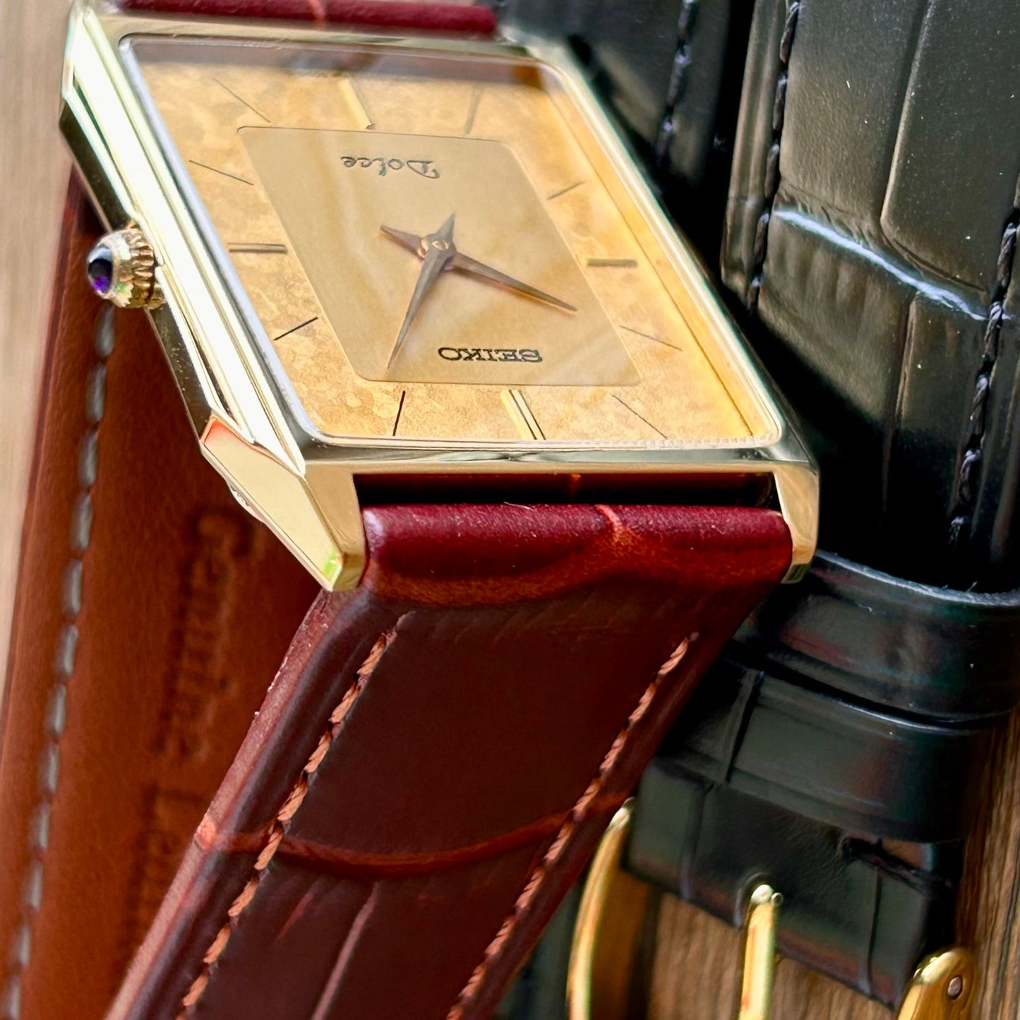 Vintage Seiko Dolce 7740-5000 Quartz Gold Flake, April 1987 UK VINTAGE WATCH LTD