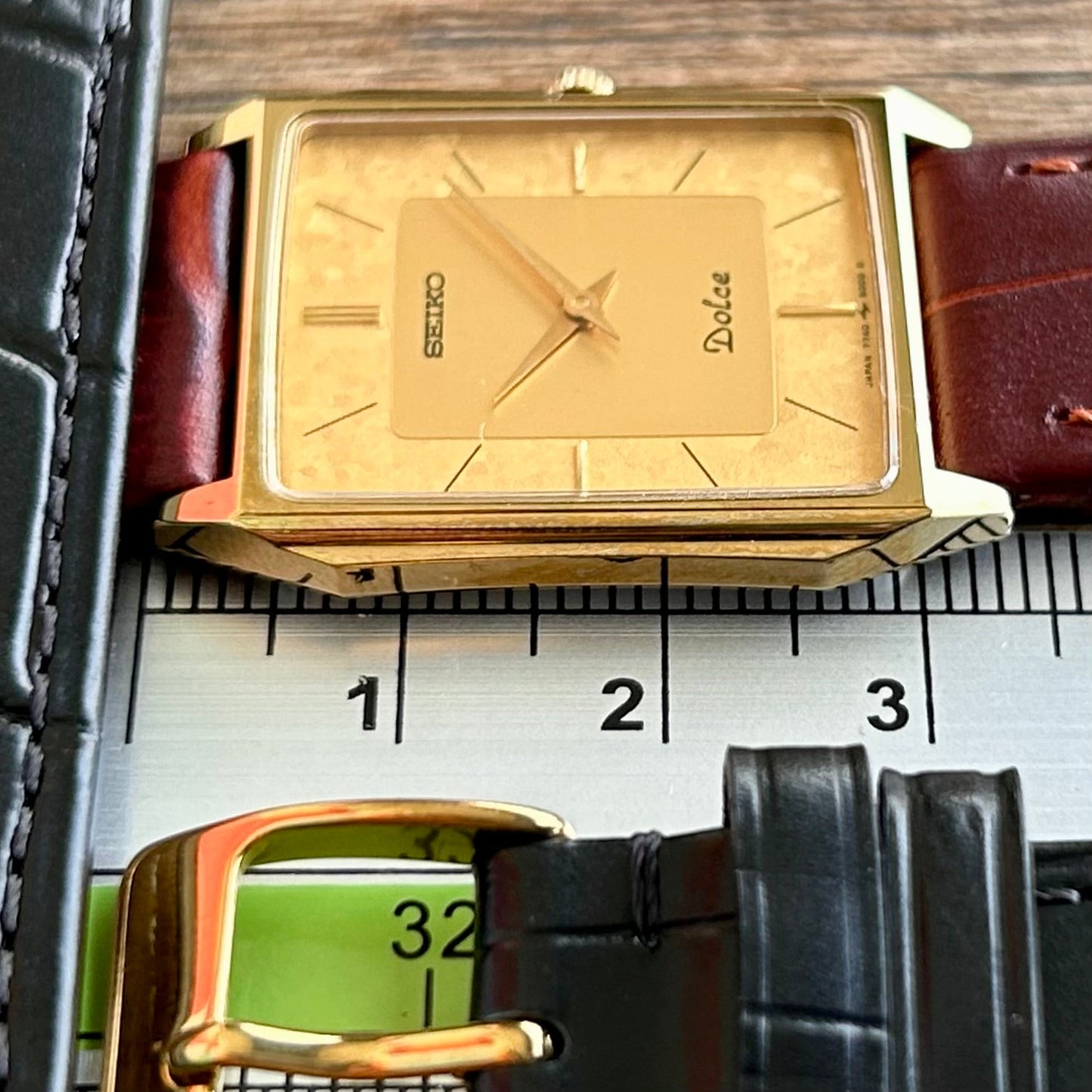 Vintage Seiko Dolce 7740-5000 Quartz Gold Flake, April 1987 UK VINTAGE WATCH LTD