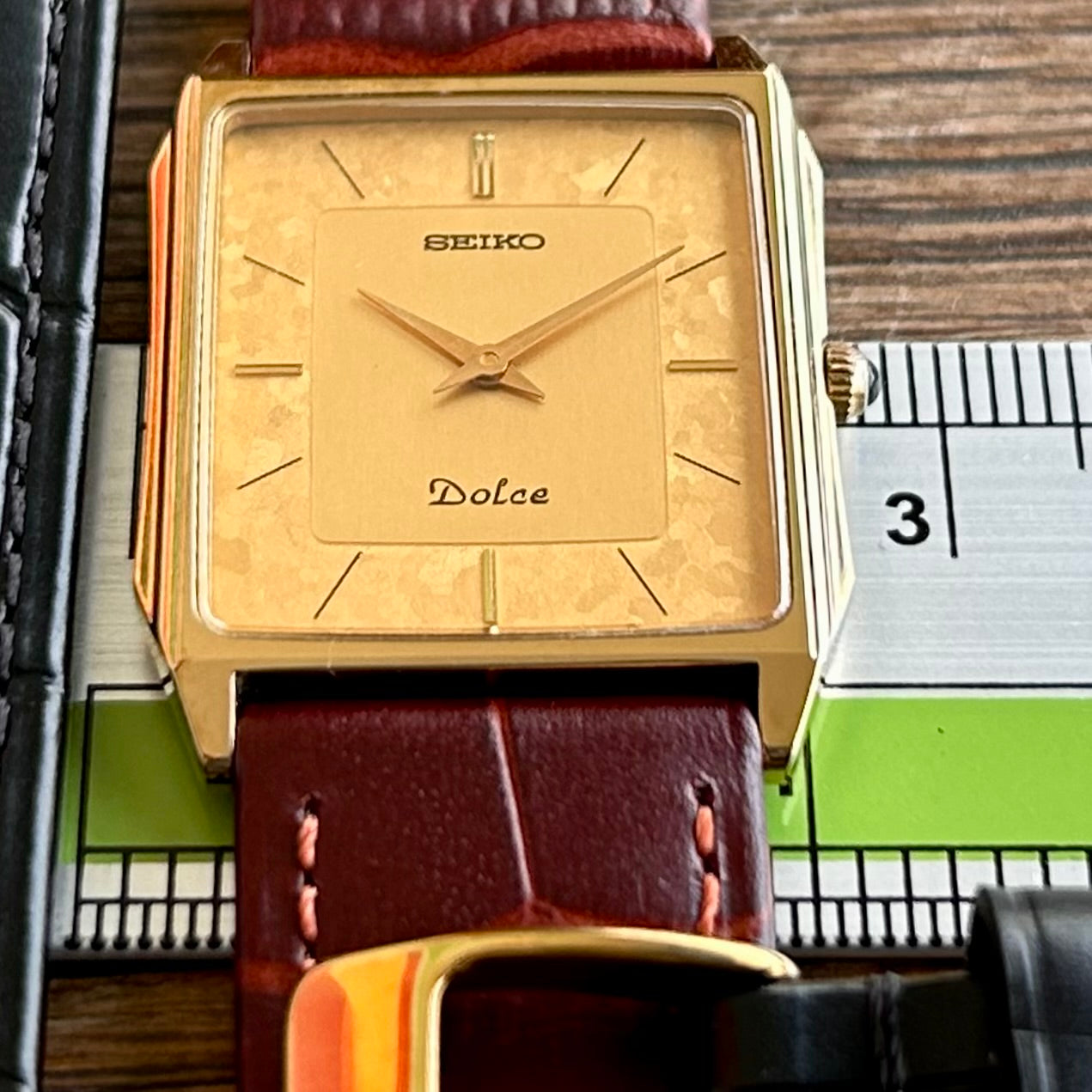 Vintage Seiko Dolce 7740-5000 Quartz Gold Flake, April 1987 UK VINTAGE WATCH LTD