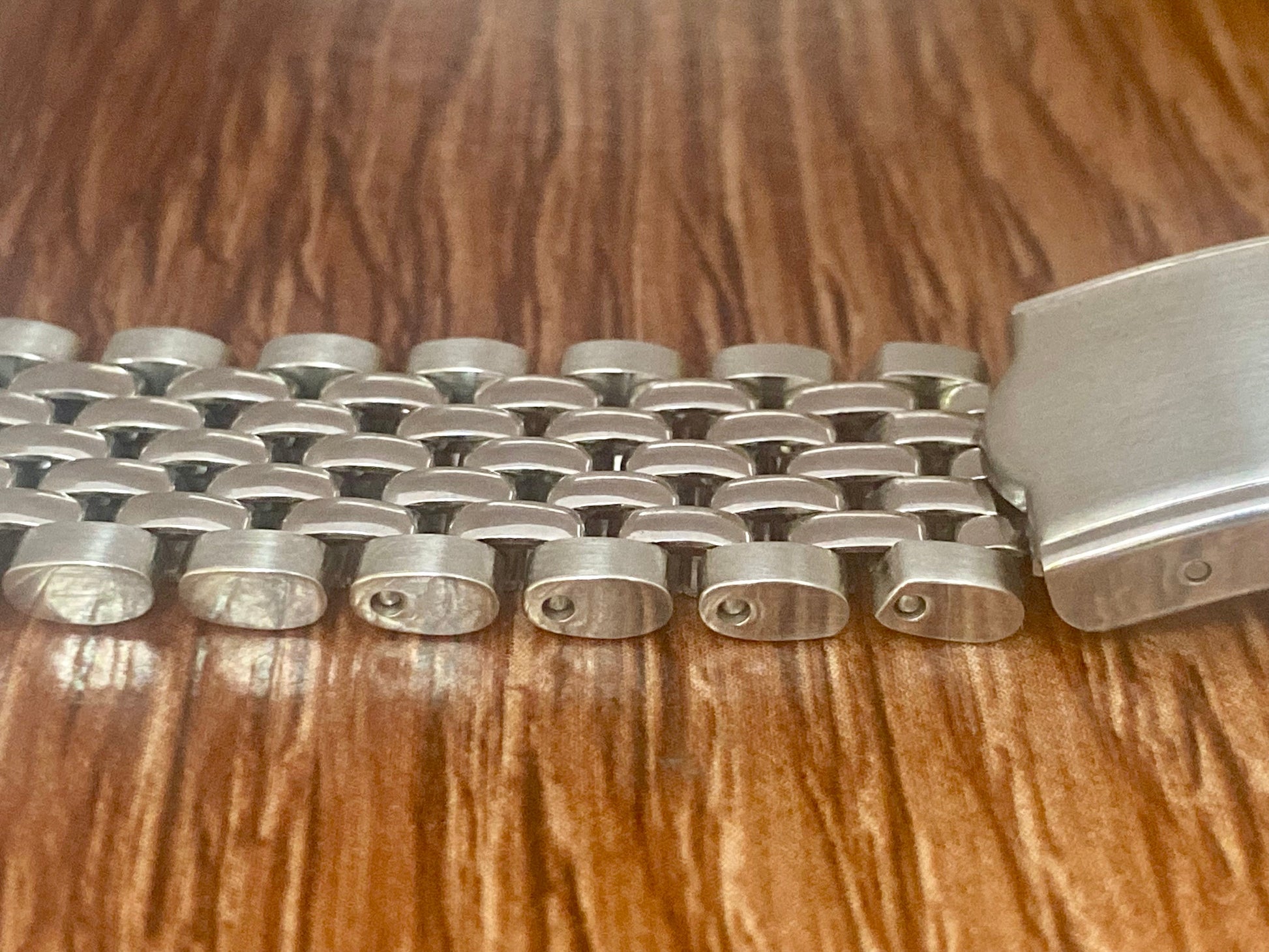 20mm Beads of Rice Watch Bracelet with Straight Ends UK VINTAGE WATCH LTD