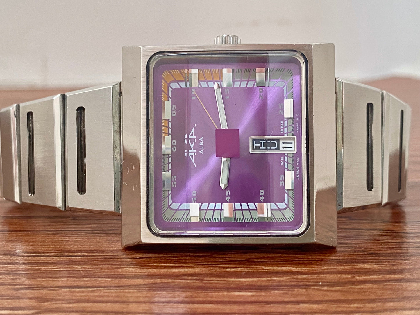 Vintage Seiko V733-5A40 AKA ALBA, Limited Edition December 1996 UK VINTAGE WATCH LTD
