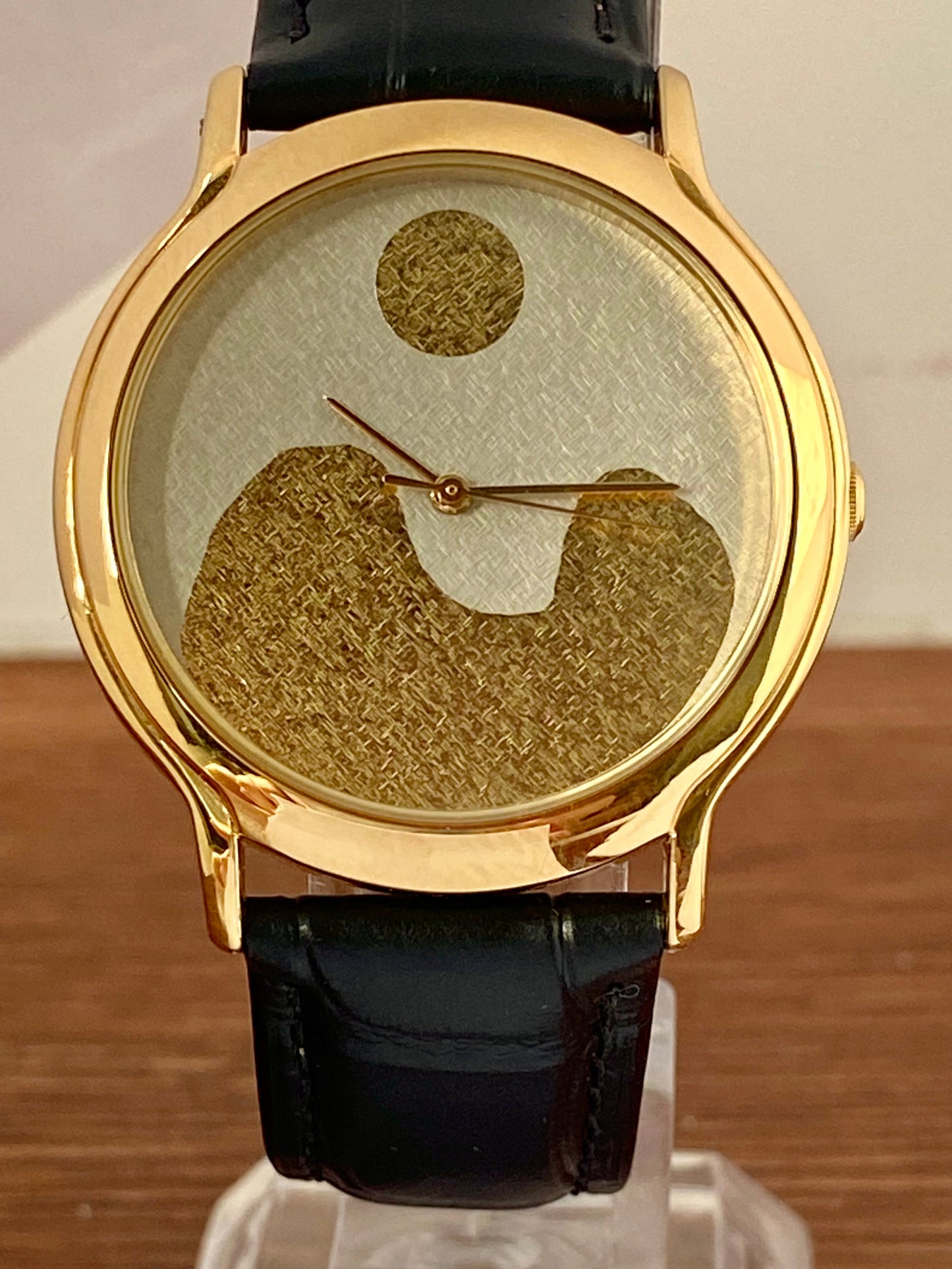 Vintage Seiko Quartz V811-2020 Limited Edition Sumo, Rising Sun, January 1993 UK VINTAGE WATCH LTD