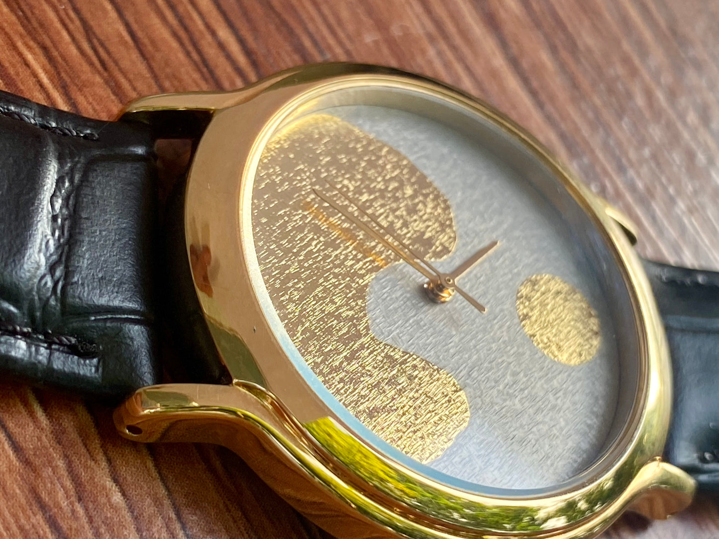 Vintage Seiko Quartz V811-2020 Limited Edition Sumo, Rising Sun, January 1993 UK VINTAGE WATCH LTD
