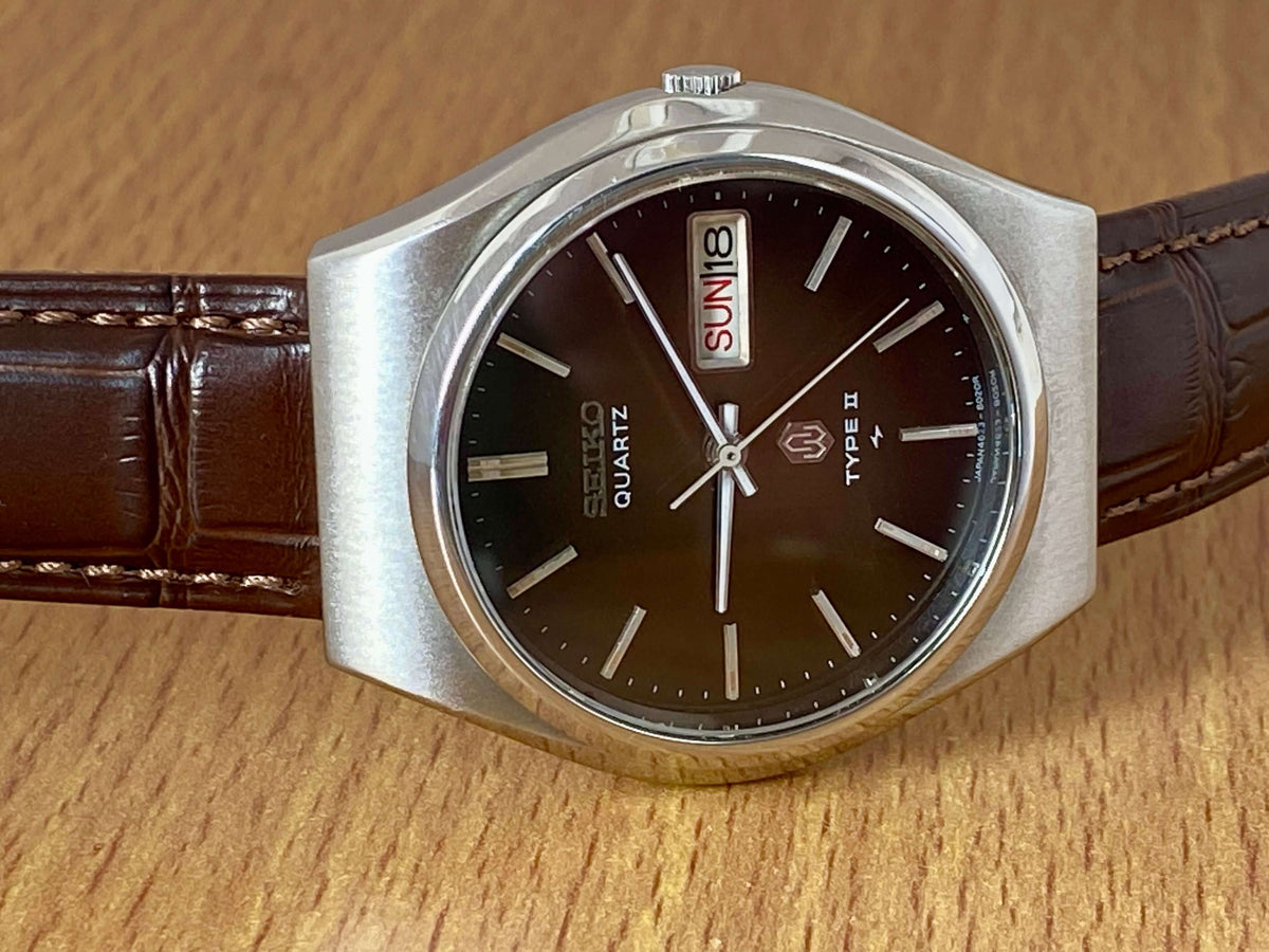 Vintage Seiko Quartz 4623-8010 Type II Chocolate Dial February 1976 UK VINTAGE WATCH LTD